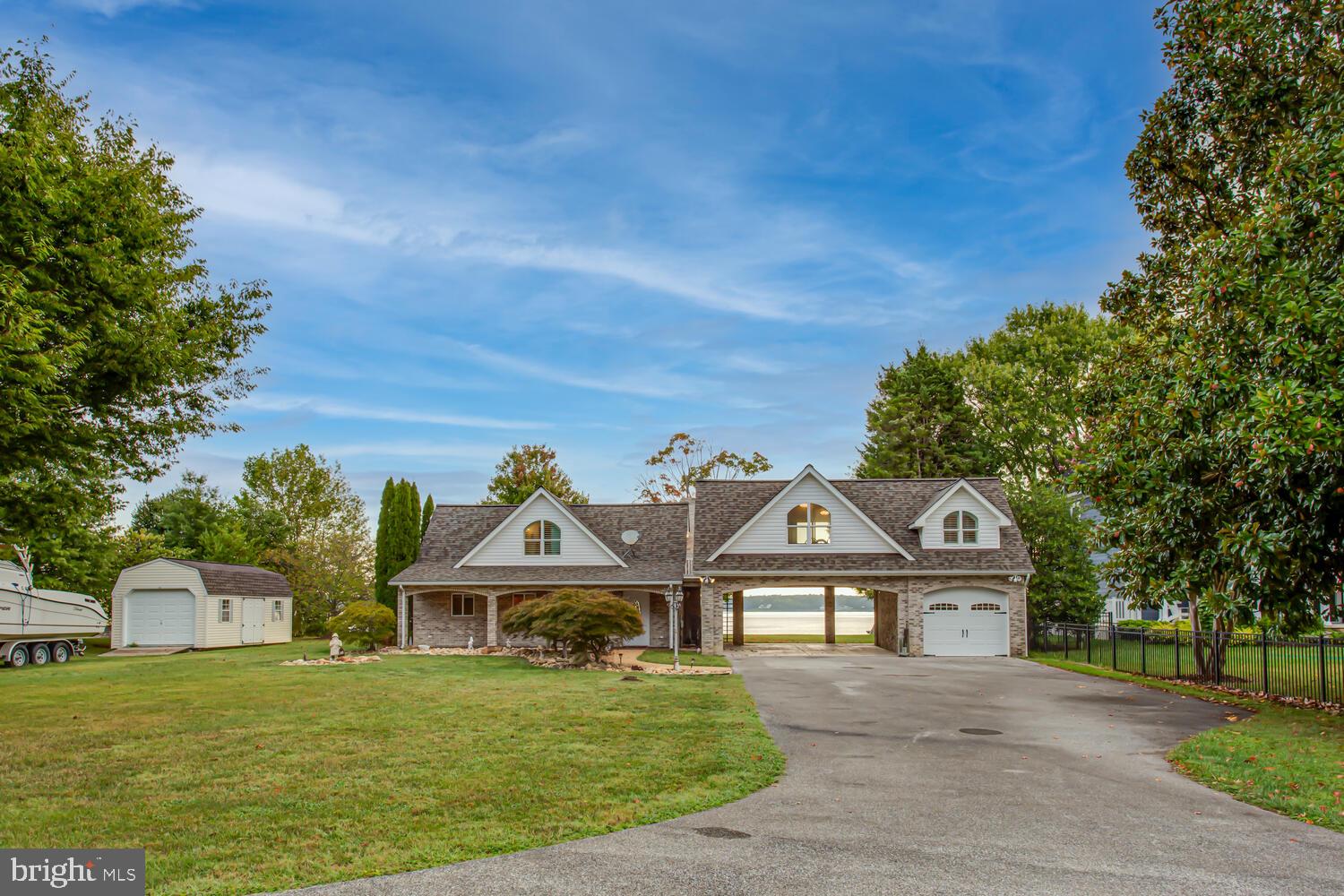 HALF PONE POINT - Residential