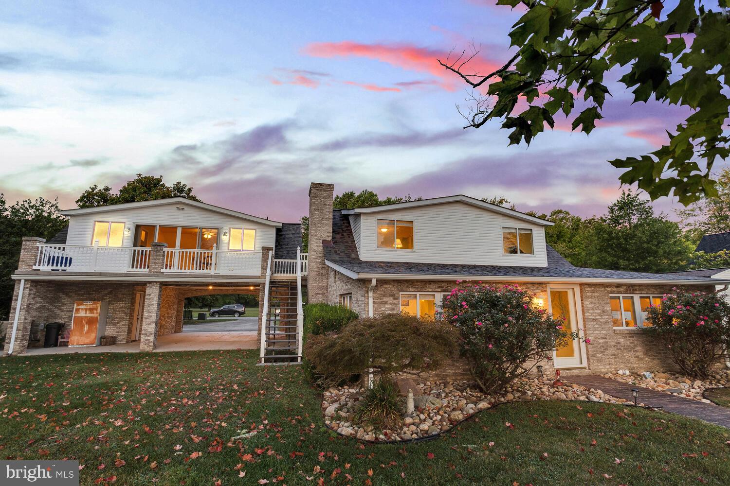 HALF PONE POINT - Residential