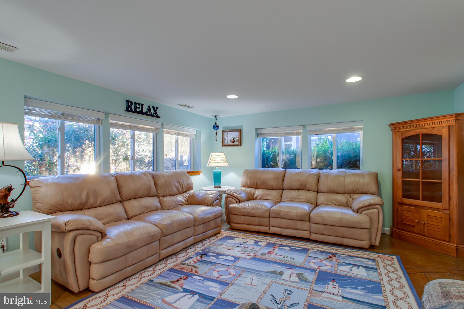 HALF PONE POINT - Residential