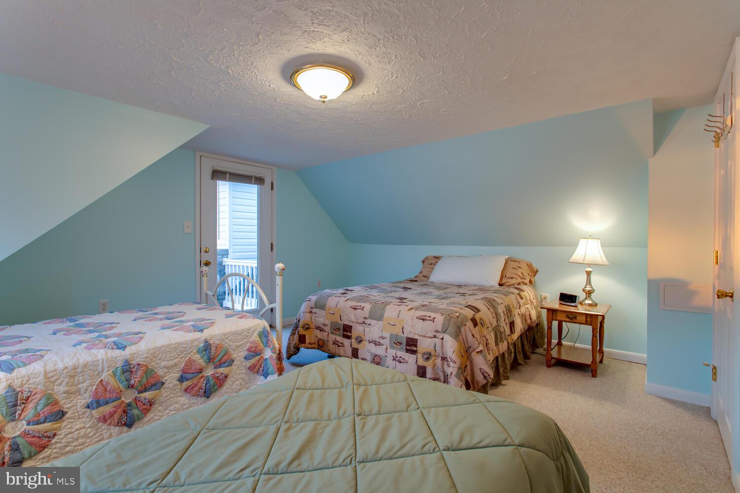 HALF PONE POINT - Residential