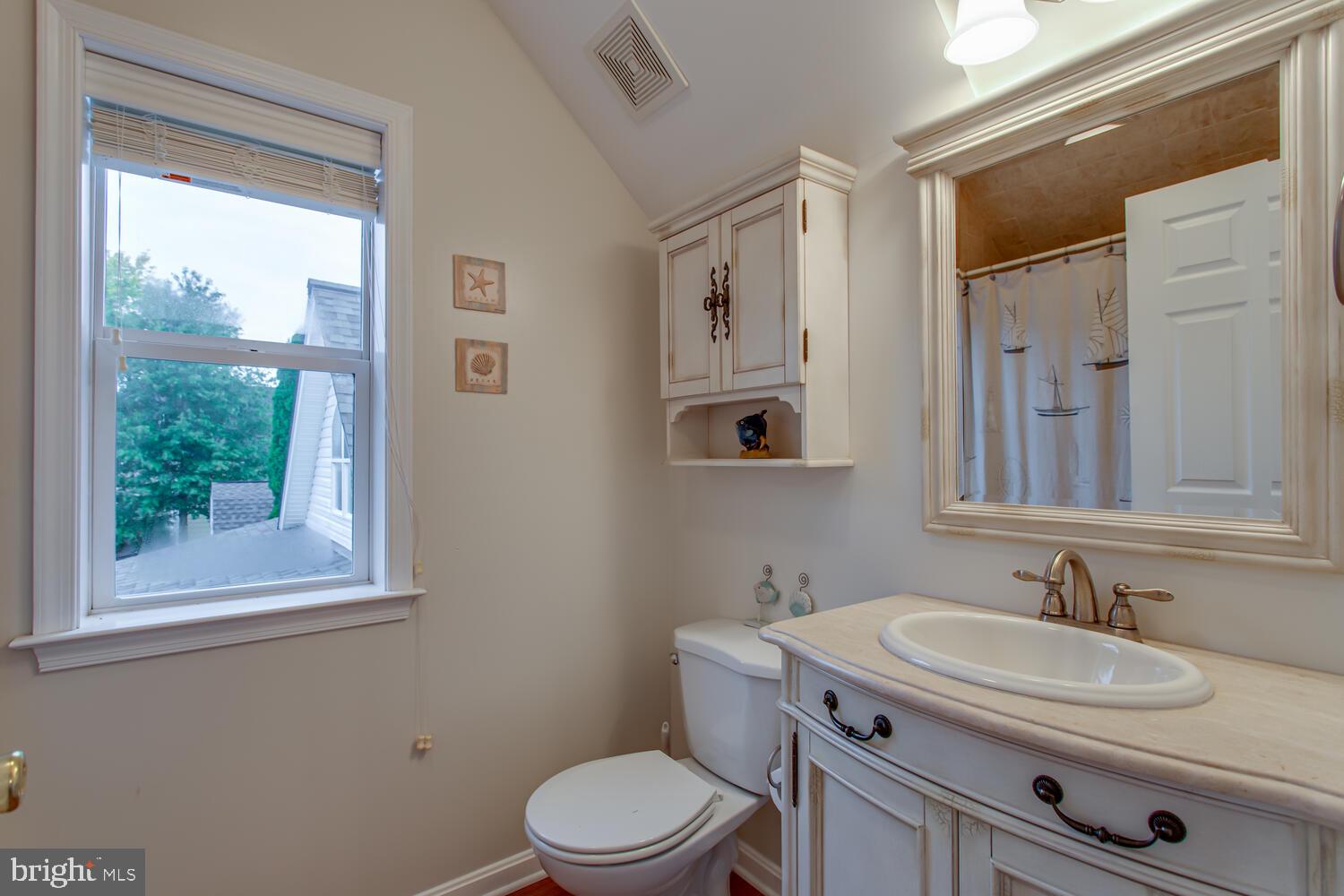 HALF PONE POINT - Residential