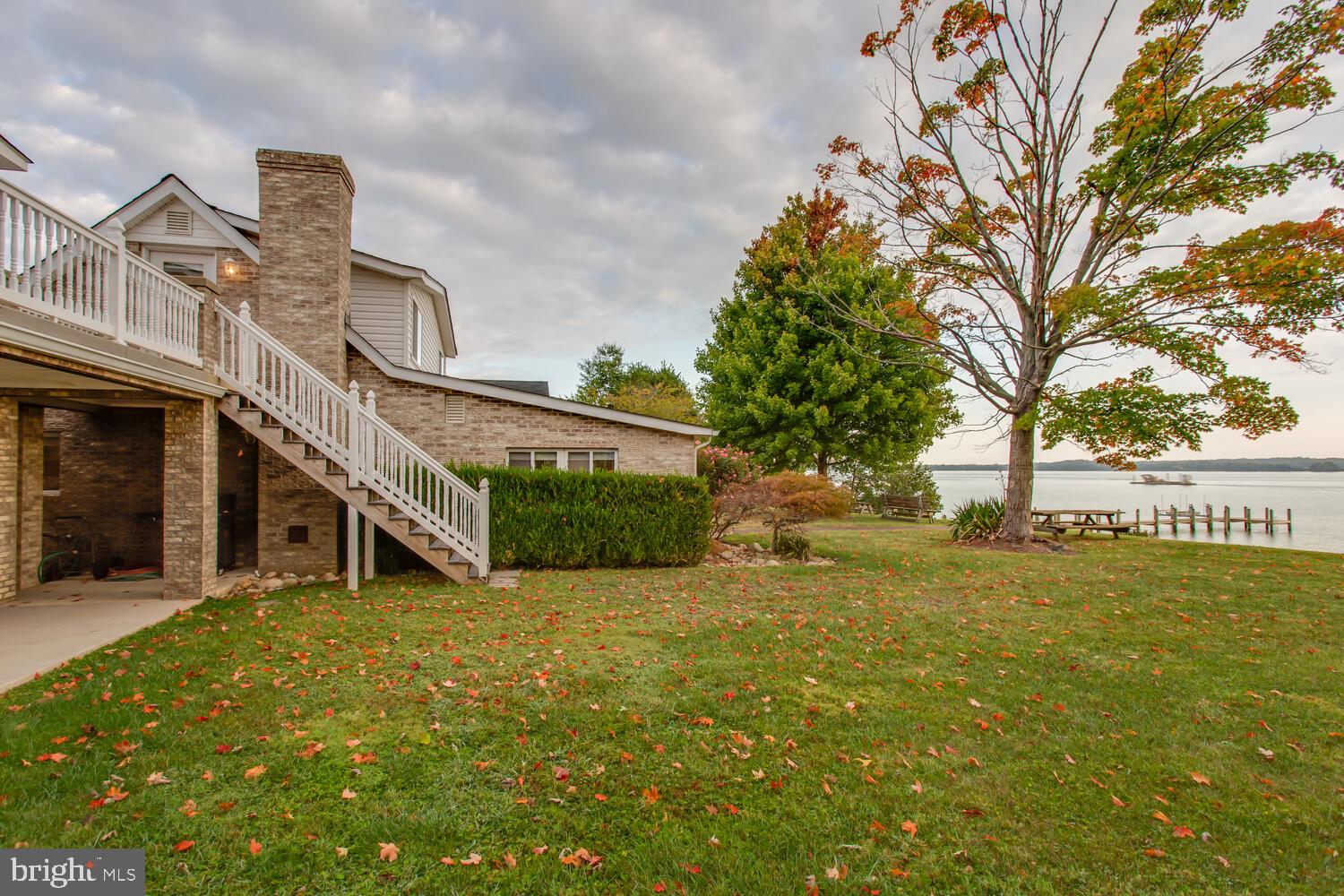 HALF PONE POINT - Residential