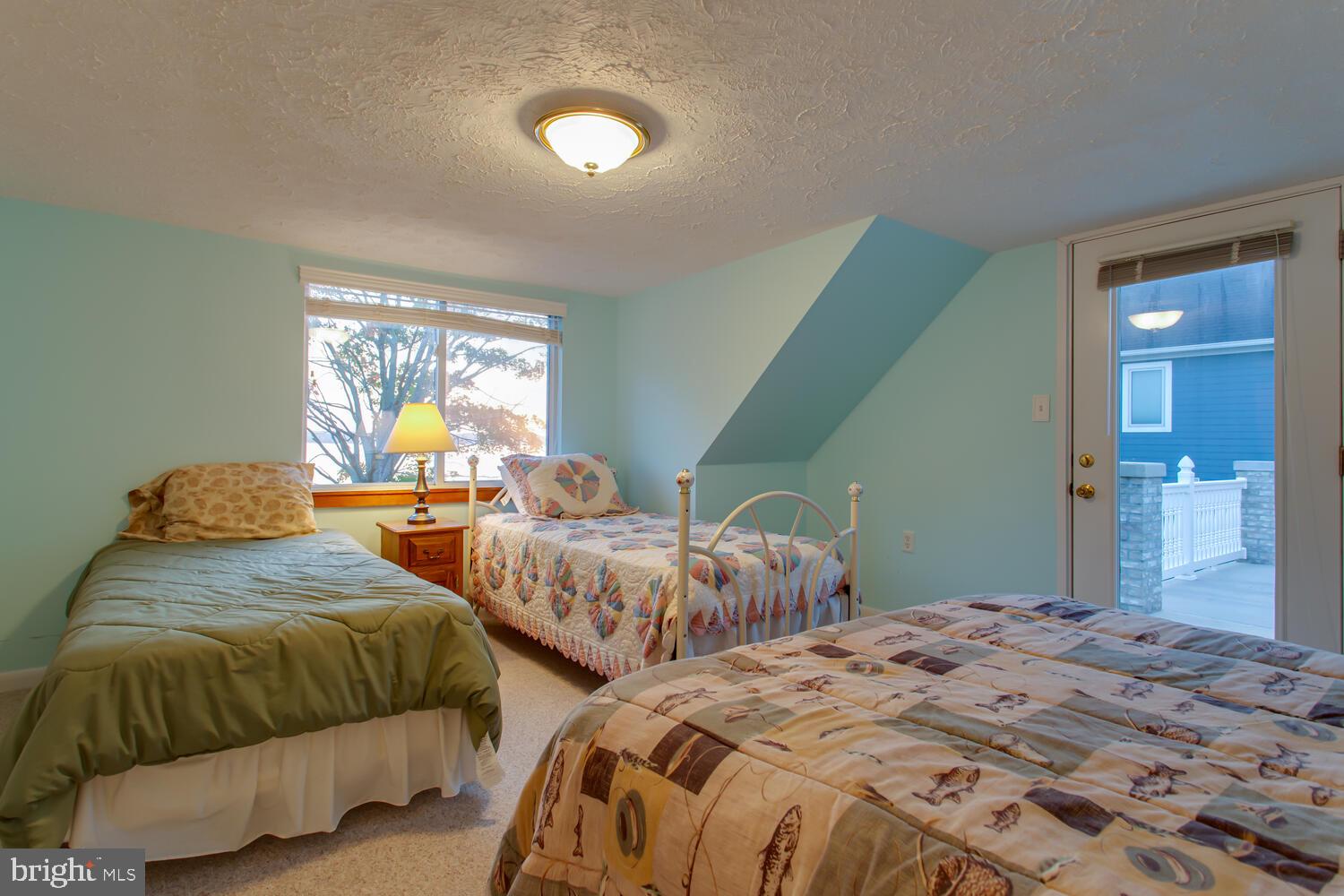 HALF PONE POINT - Residential