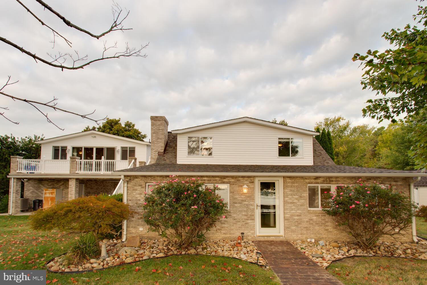 HALF PONE POINT - Residential