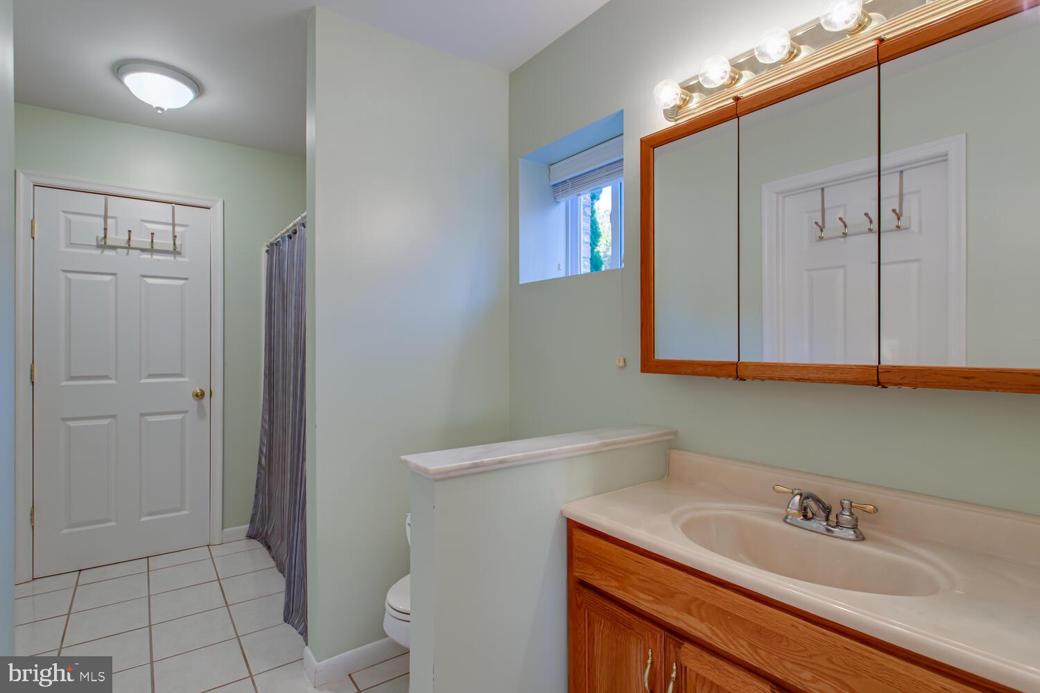 HALF PONE POINT - Residential