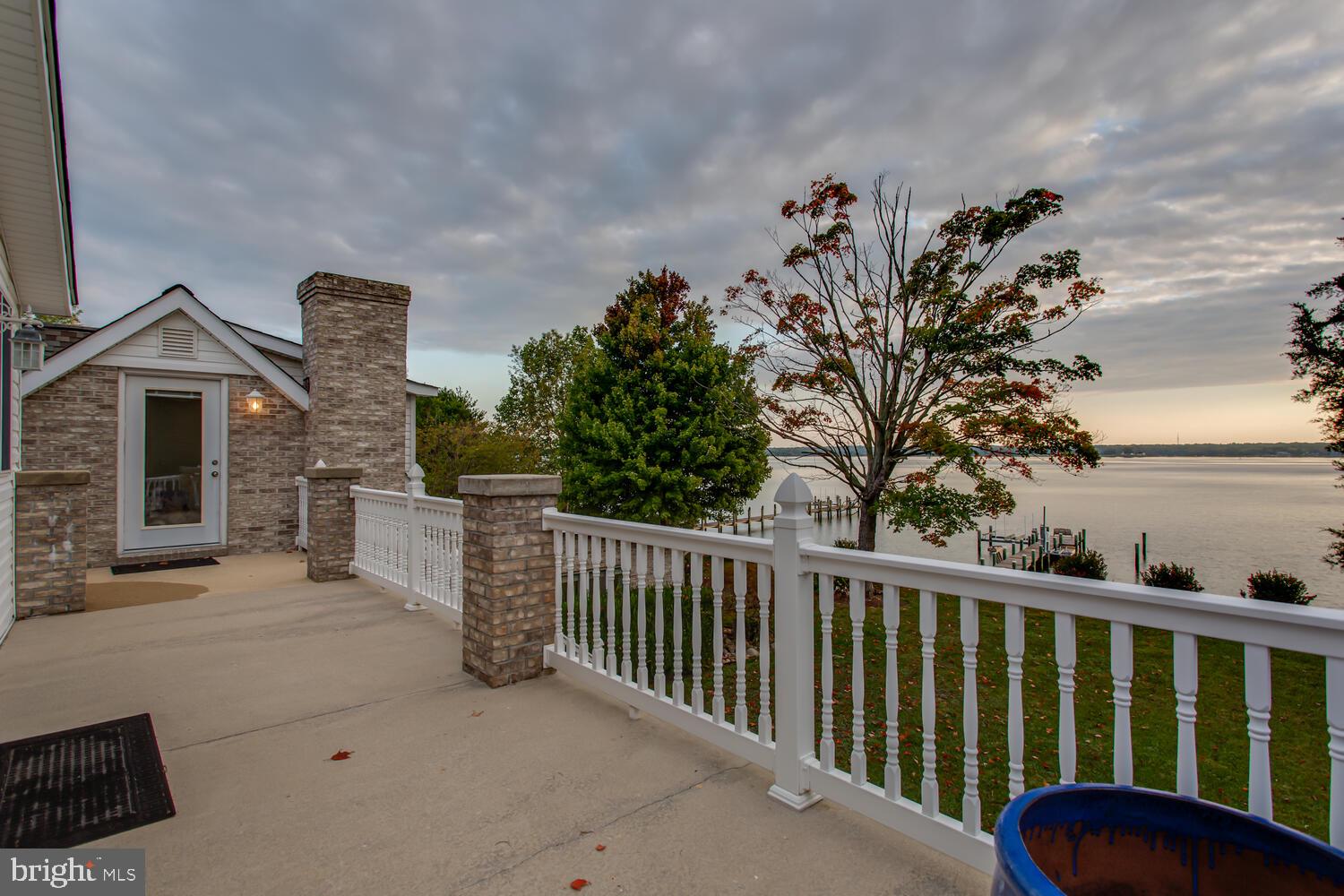 HALF PONE POINT - Residential