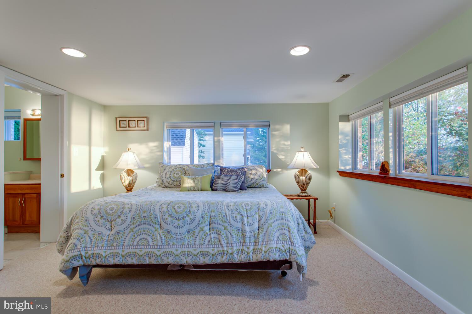 HALF PONE POINT - Residential