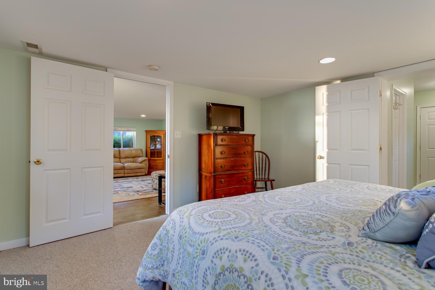 HALF PONE POINT - Residential