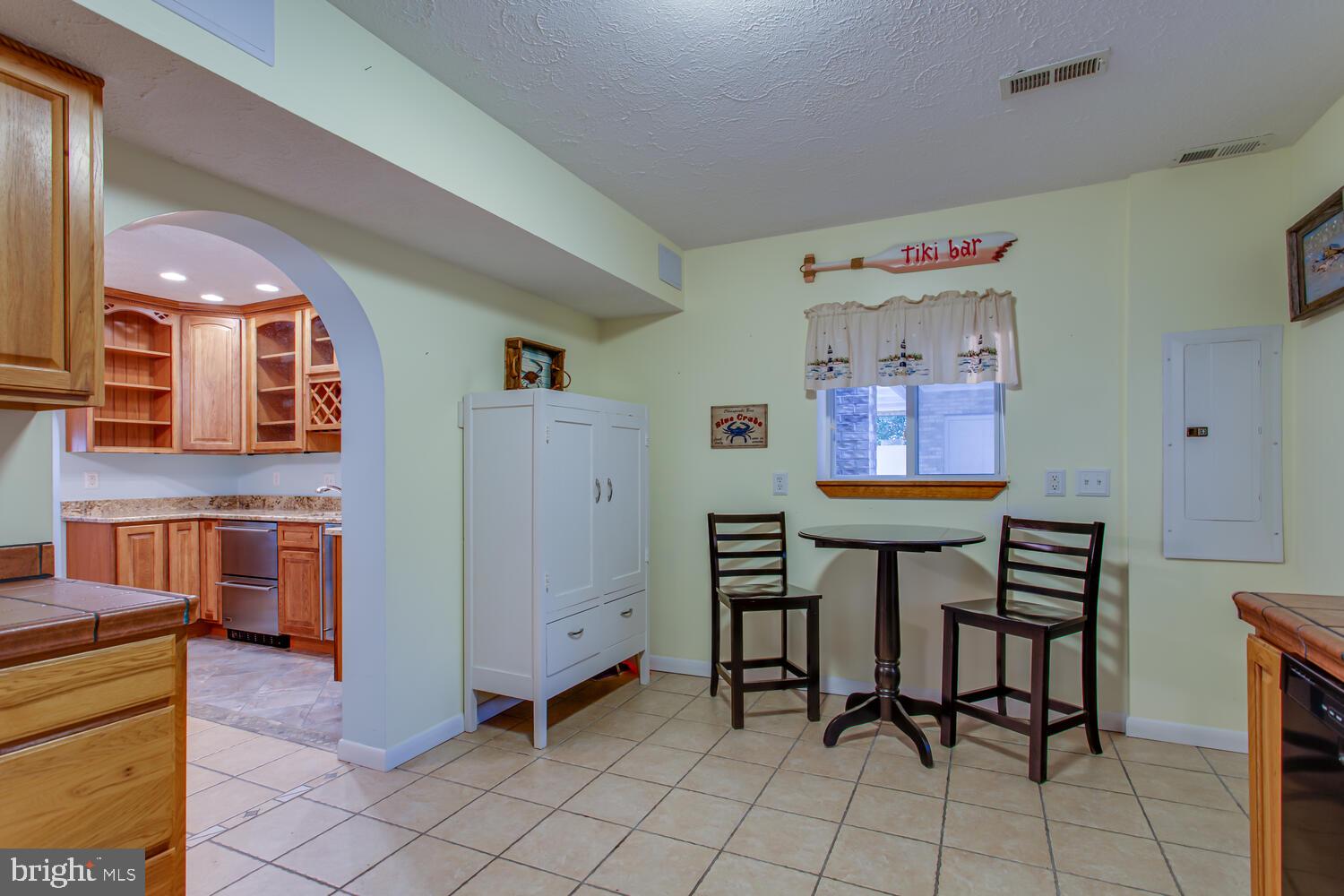 HALF PONE POINT - Residential