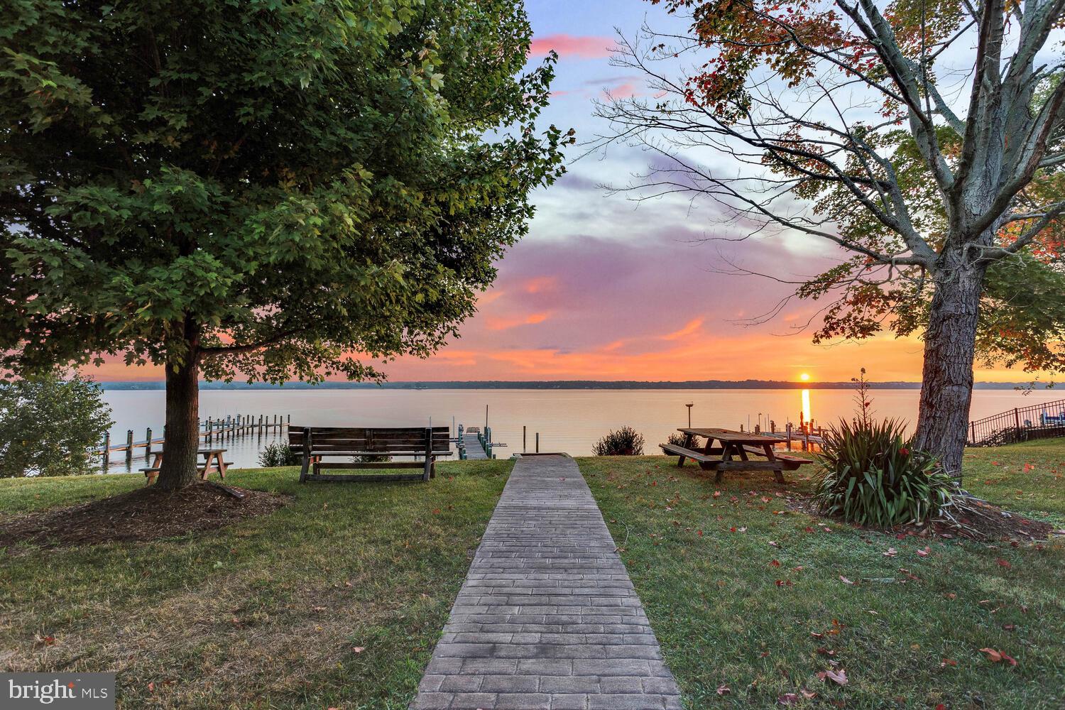 HALF PONE POINT - Residential