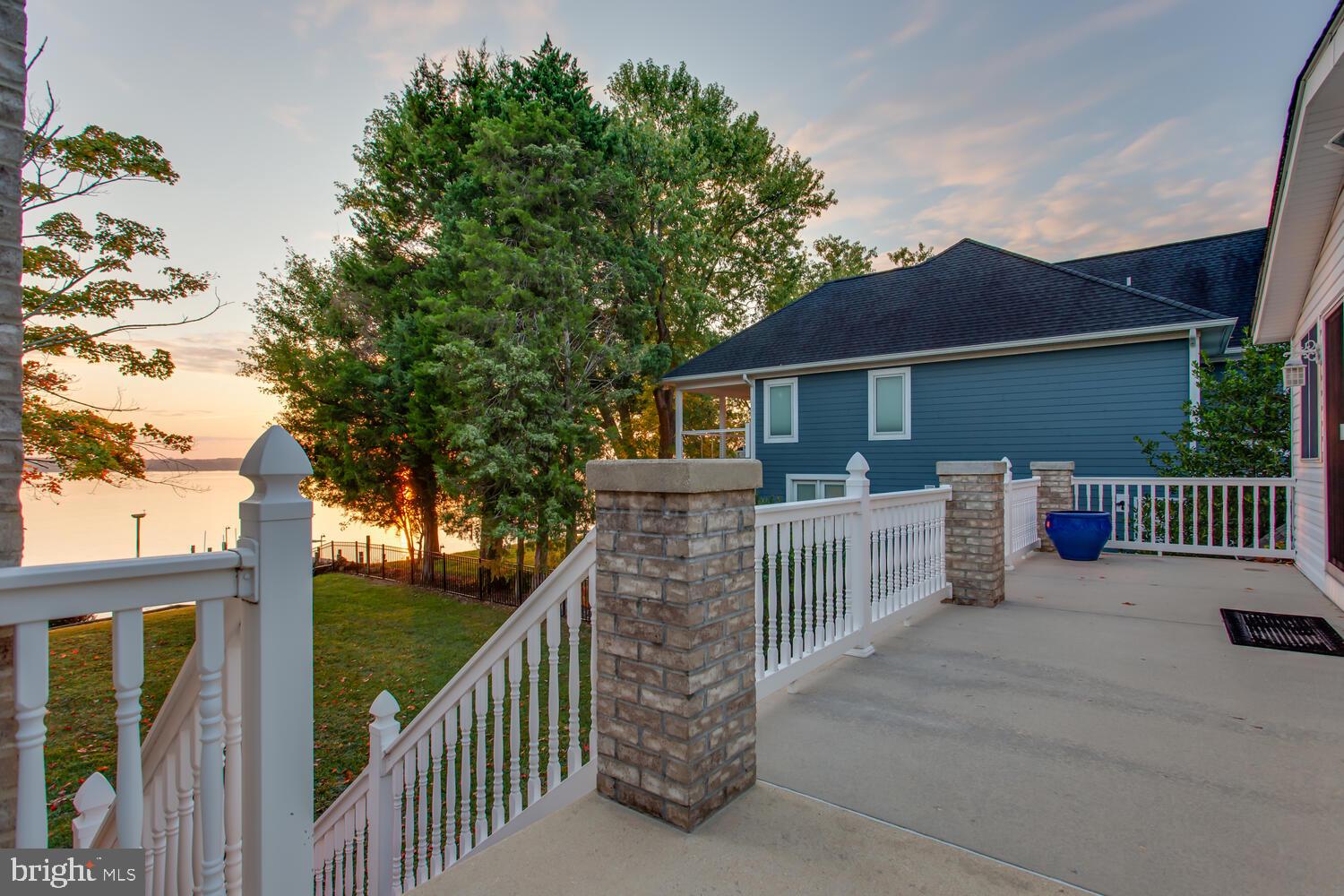 HALF PONE POINT - Residential