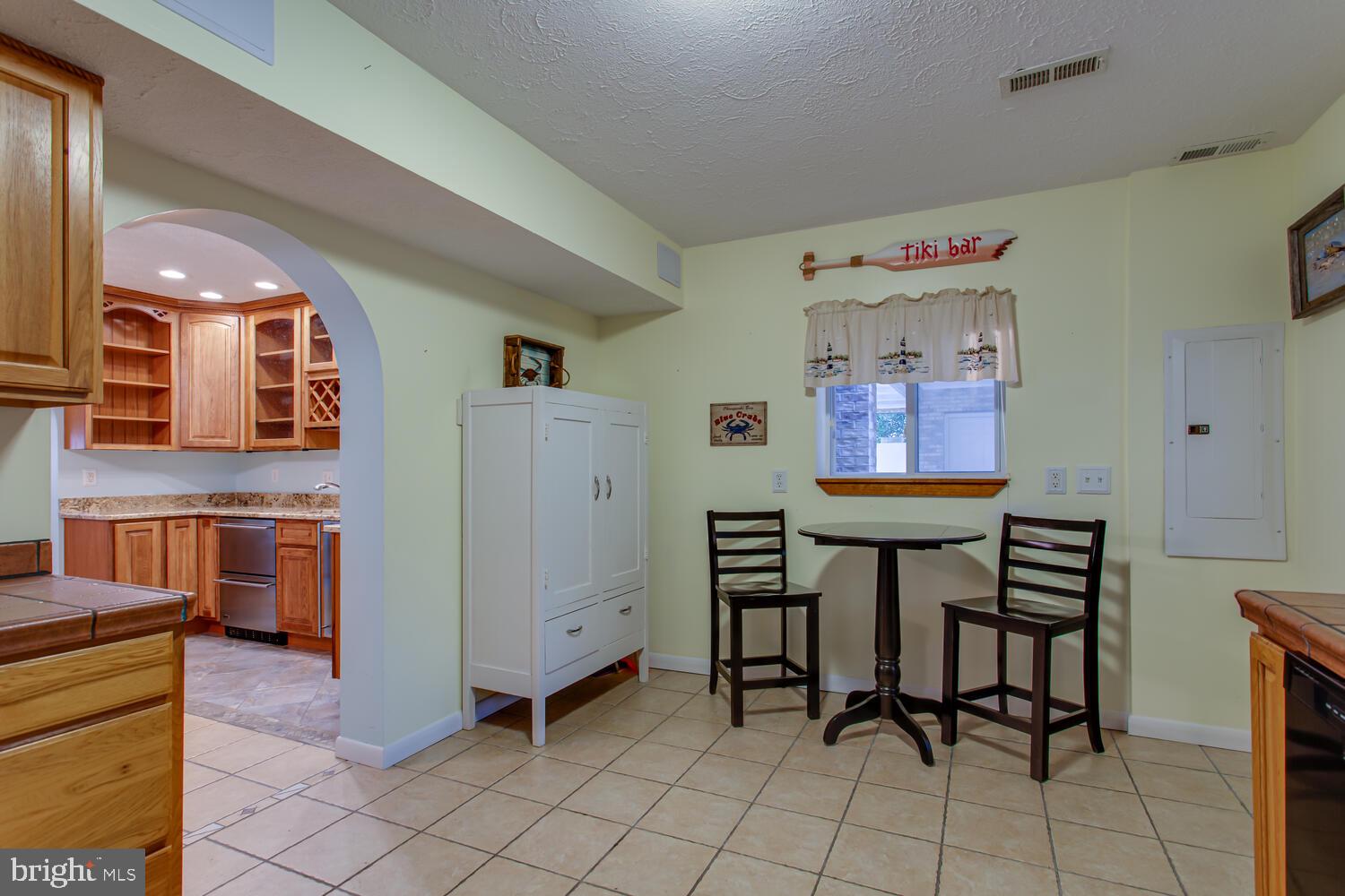 HALF PONE POINT - Residential