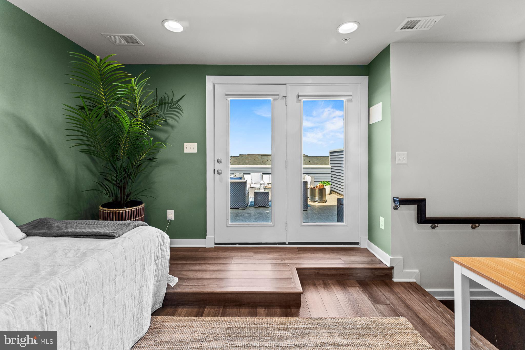 VILLAGES OF URBANA - Residential