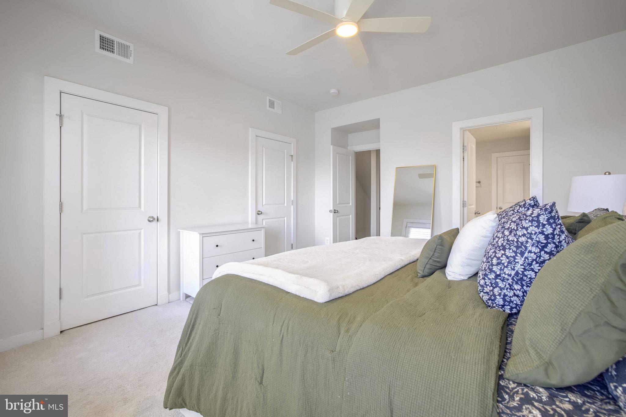 VILLAGES OF URBANA - Residential