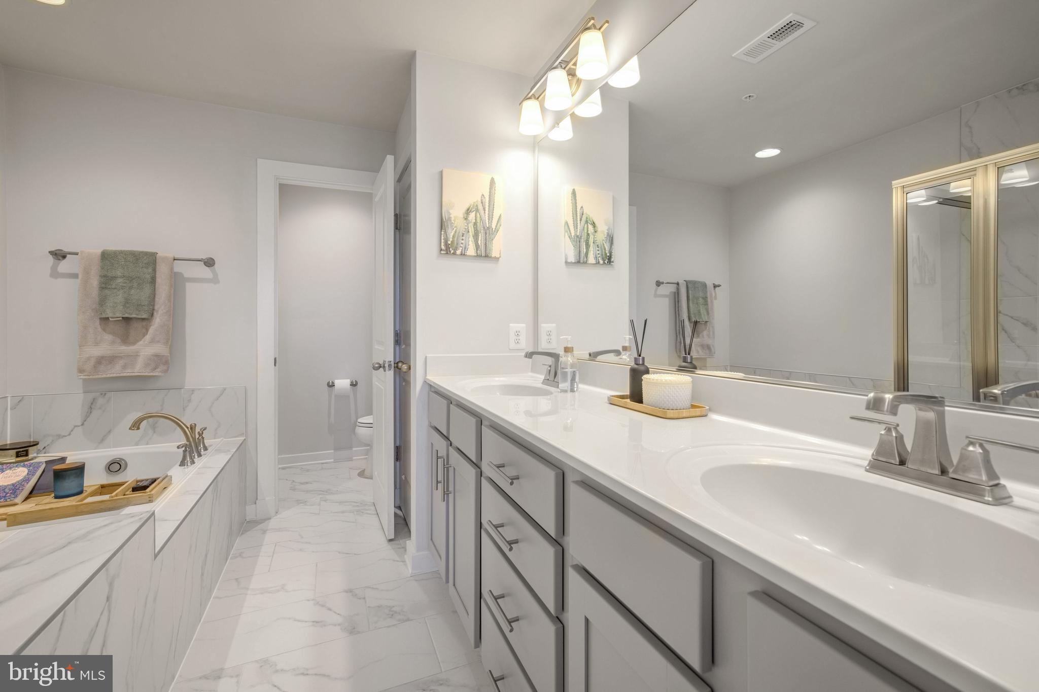 VILLAGES OF URBANA - Residential