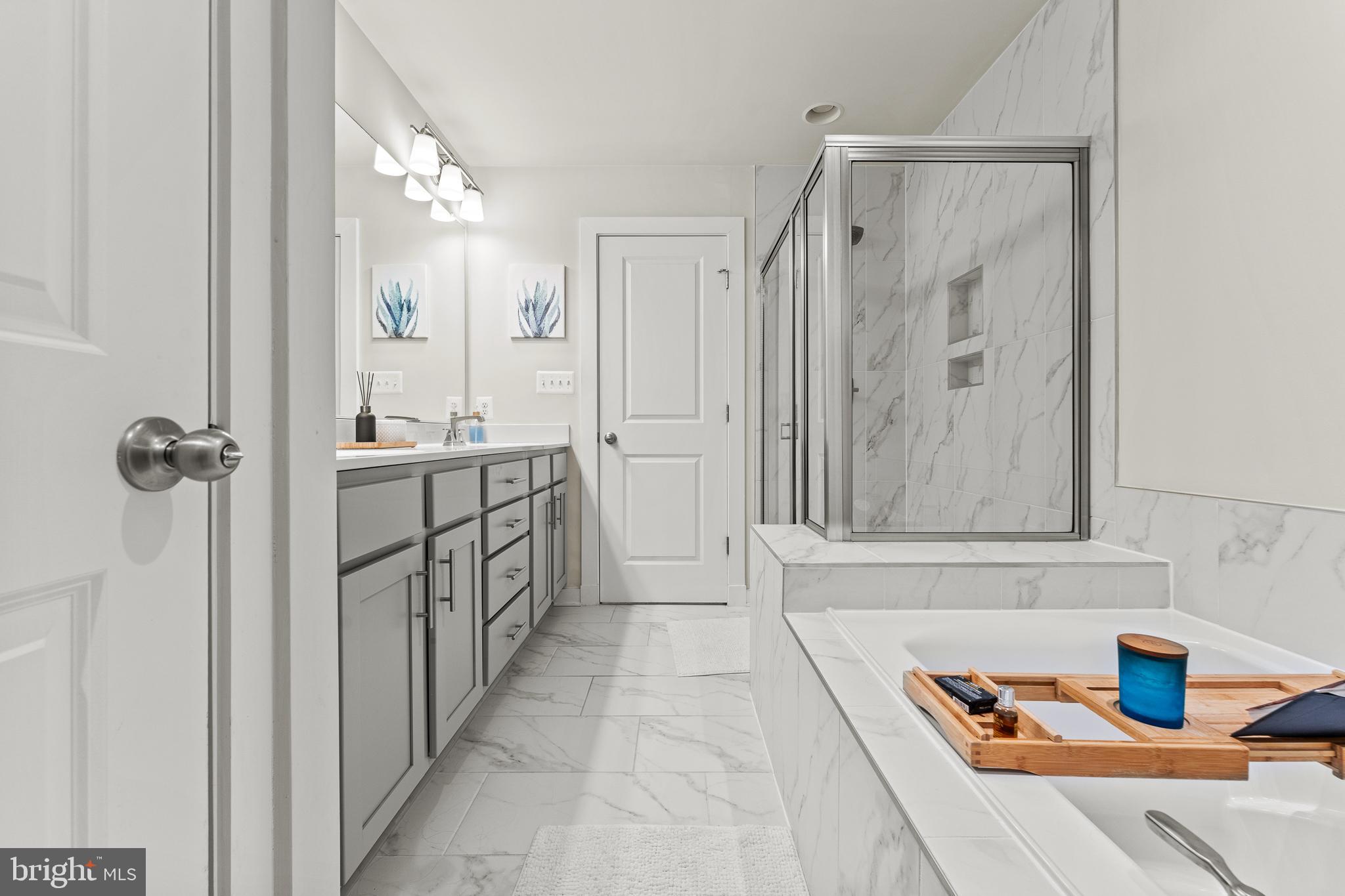 VILLAGES OF URBANA - Residential