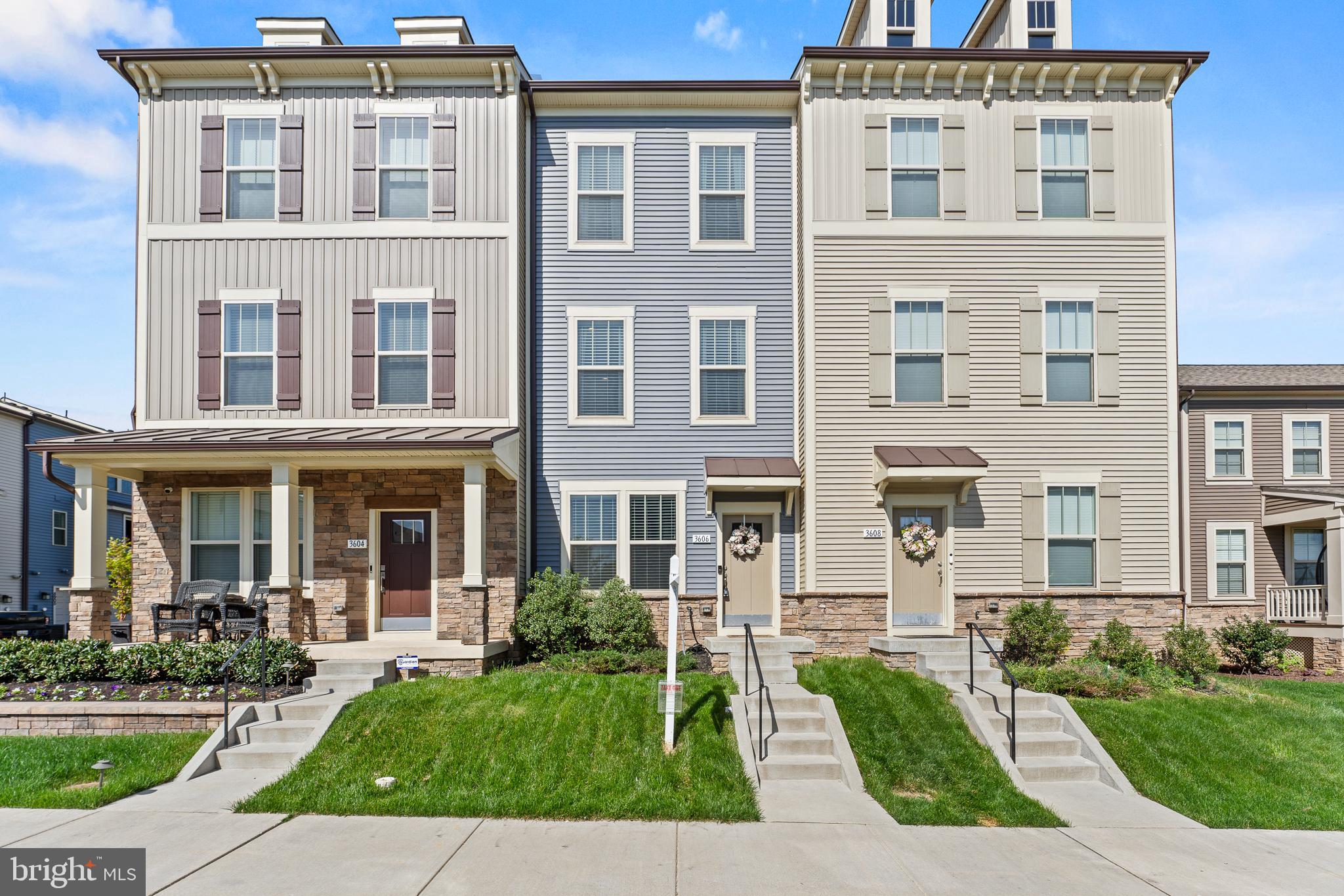 VILLAGES OF URBANA - Residential