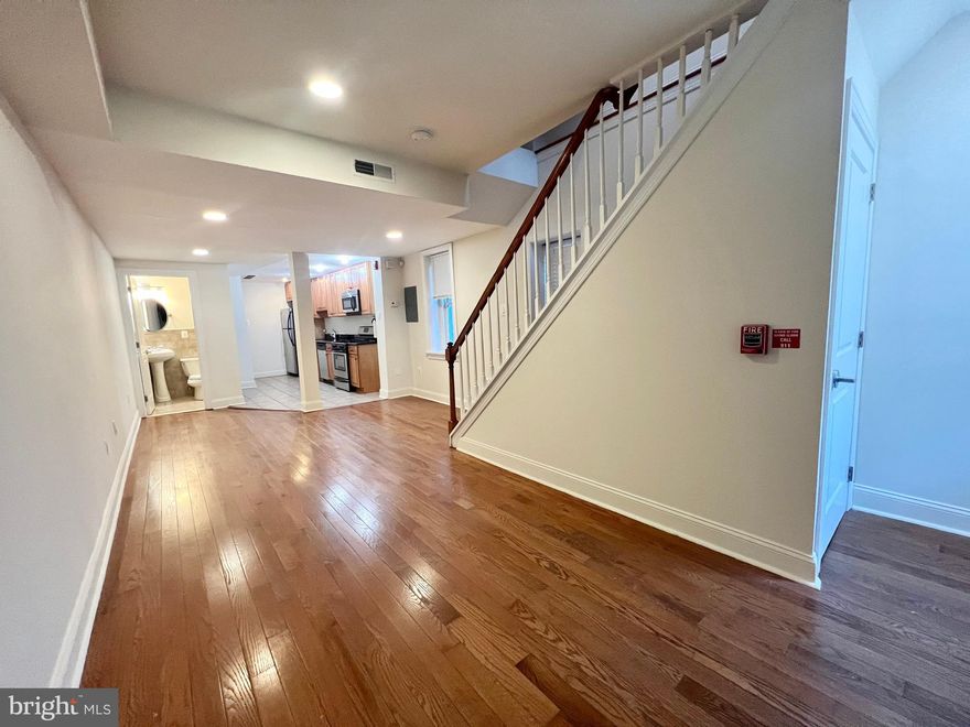 Discover modern living in this stunning bi-level 1-bedroom apartment located at 4436 Chestnut St #1R in the vibrant Spruce Hill section of Philadelphia. Situated in University City, this apartment offers a perfect blend of style and convenience, featuring high ceilings for an airy feel.

The unit boasts sleek stainless steel appliances, in-unit laundry, and central heating and cooling for your comfort. Recessed lighting accentuates the spacious, open floor plan, with access to an inviting outdoor space.

Enjoy easy travel to Center City with nearby access to the Market Line station. You'll also be steps away from shops and dining options on Baltimore Avenue. This is urban living at its finest, combining modern amenities with a prime location. Schedule your viewing today!