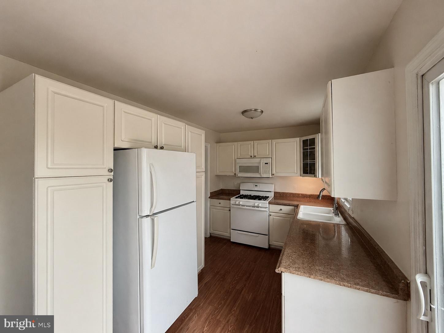 WESTMORE - Residential