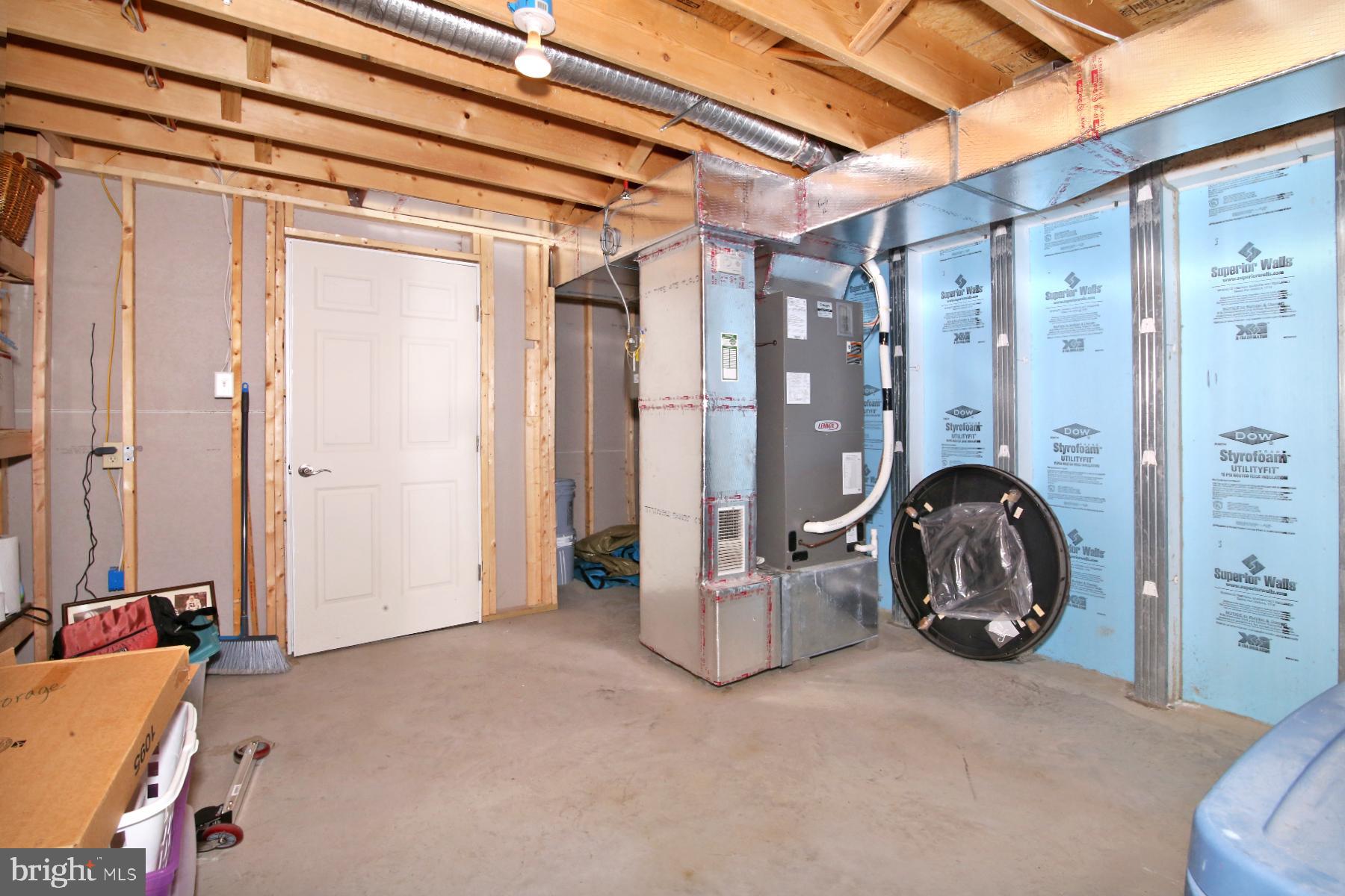 HILLTOP ESTATES - Residential