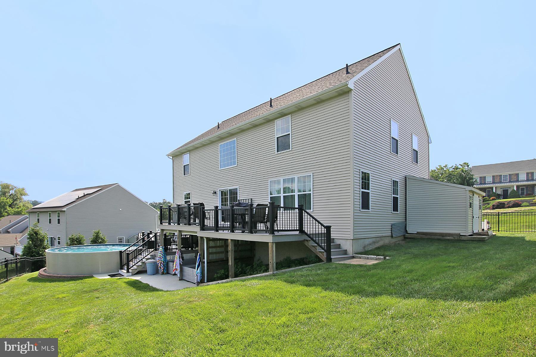 HILLTOP ESTATES - Residential