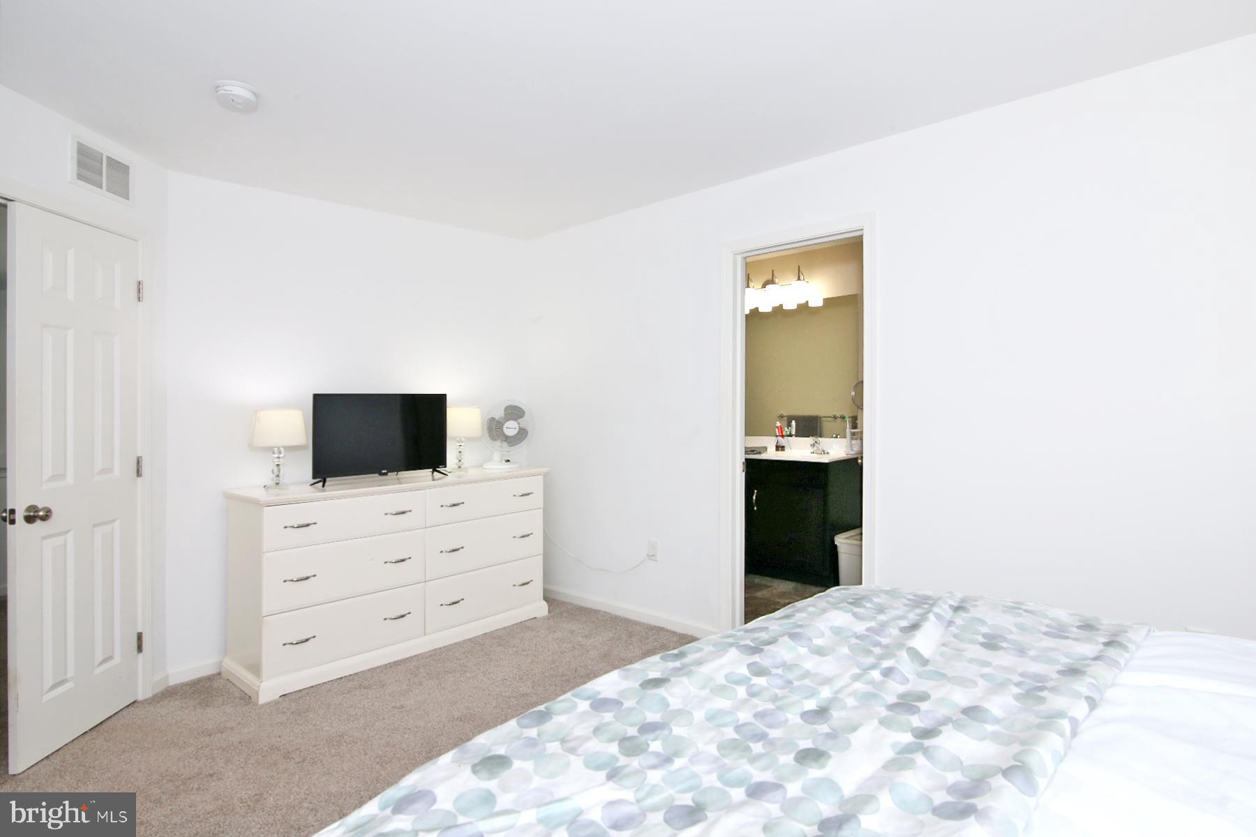 HILLTOP ESTATES - Residential