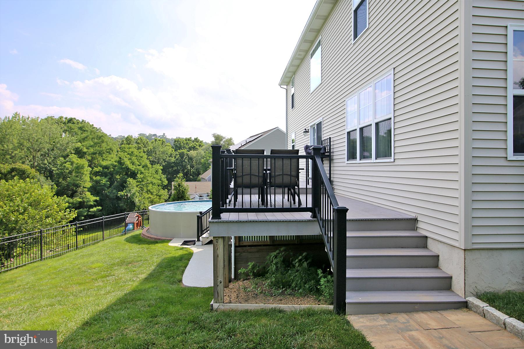 HILLTOP ESTATES - Residential