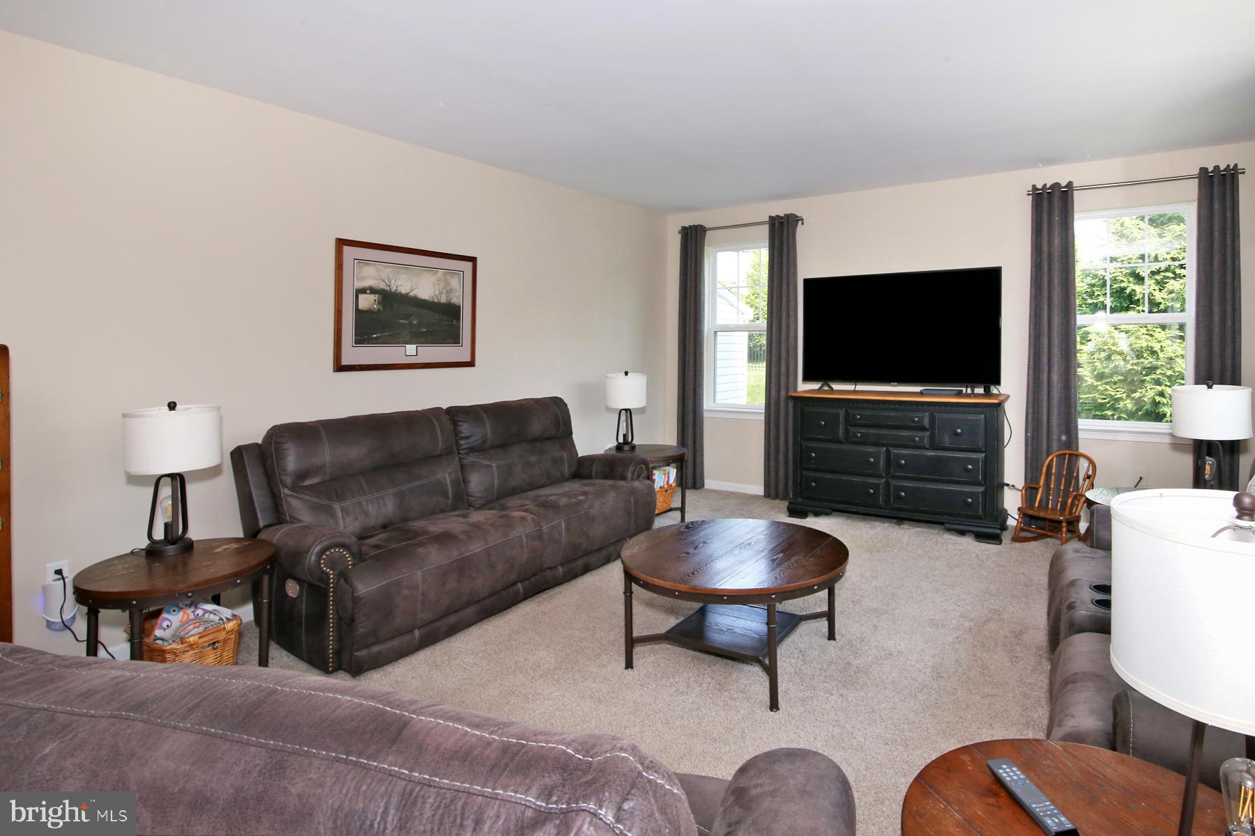 HILLTOP ESTATES - Residential