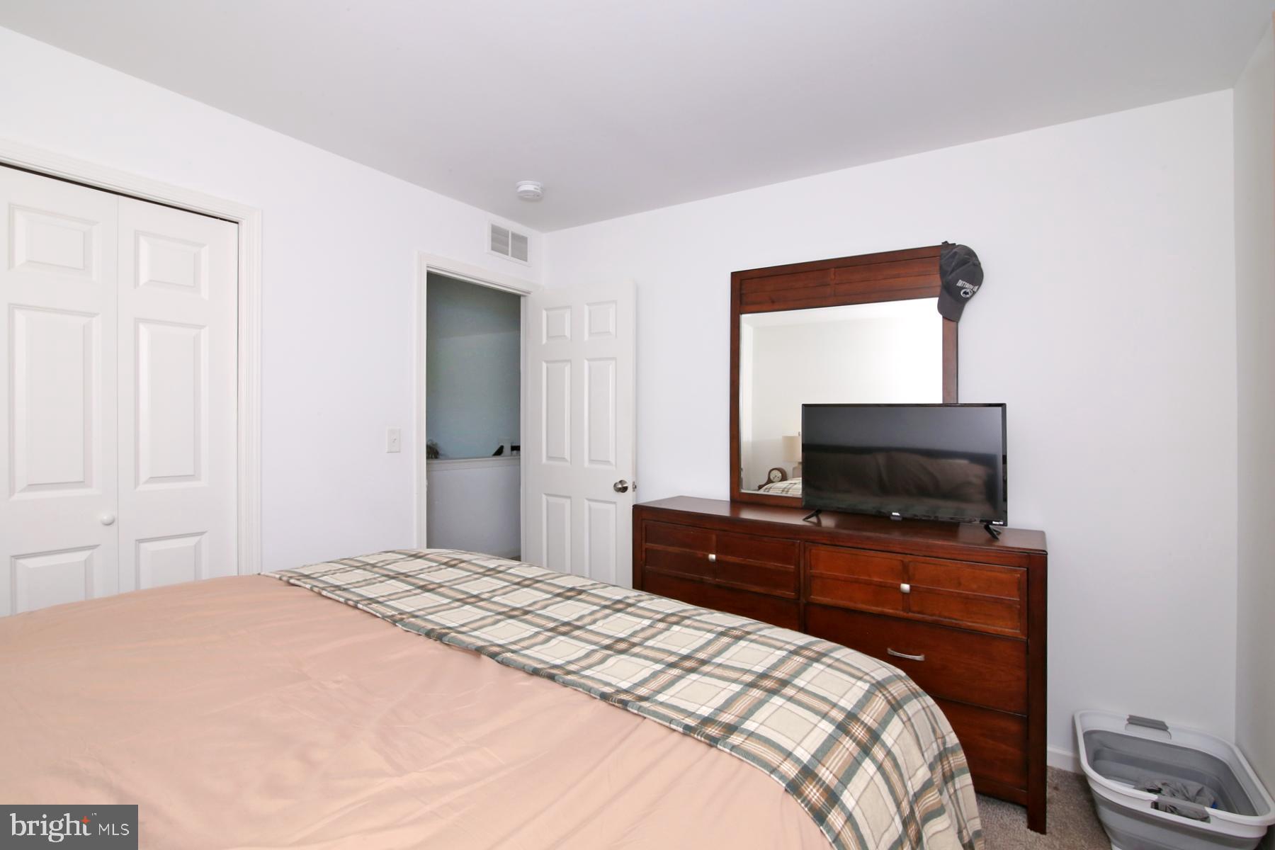 HILLTOP ESTATES - Residential