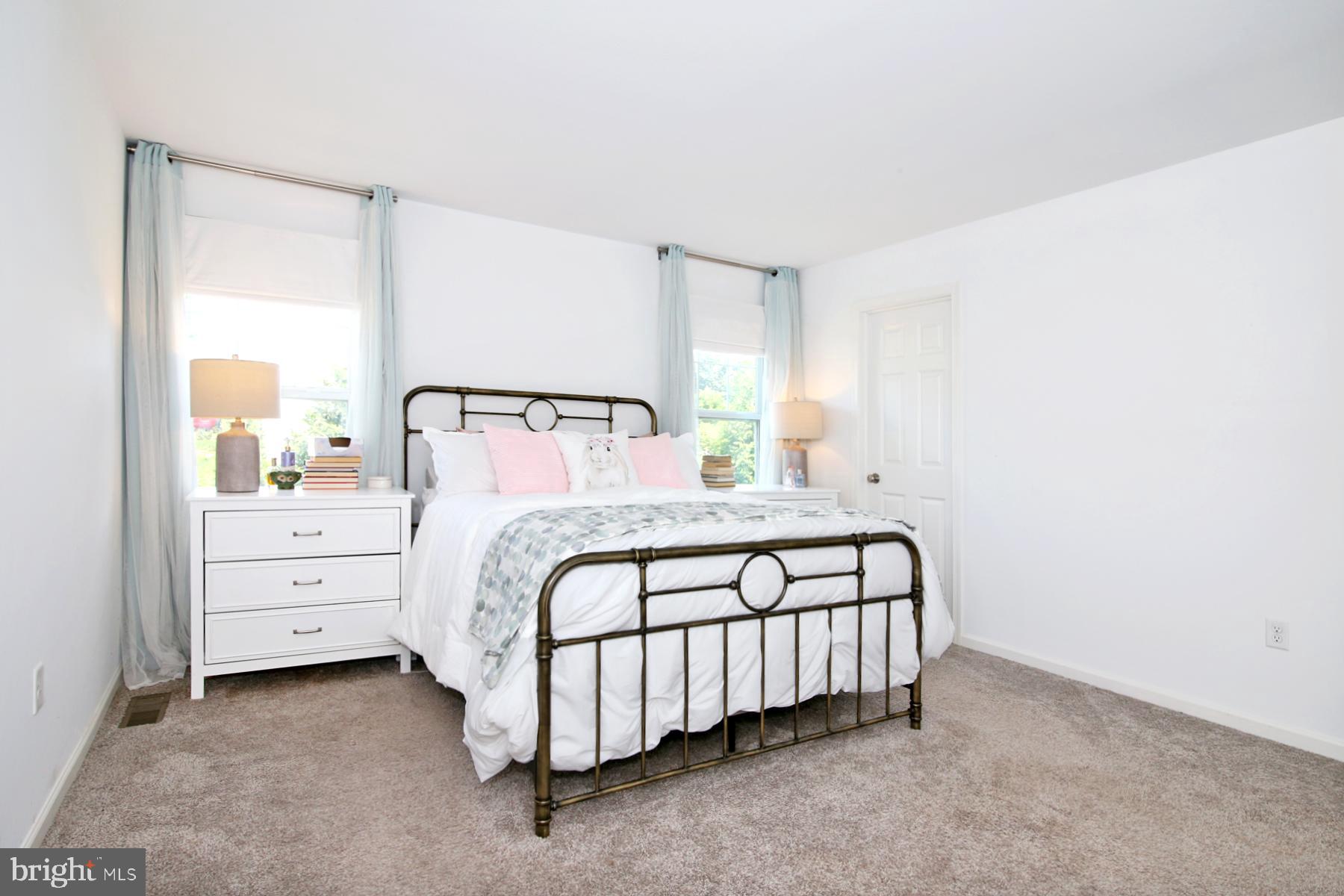 HILLTOP ESTATES - Residential