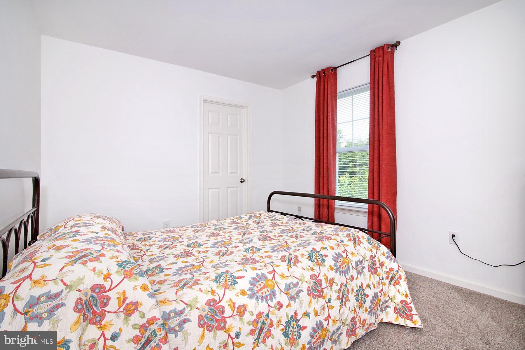 HILLTOP ESTATES - Residential