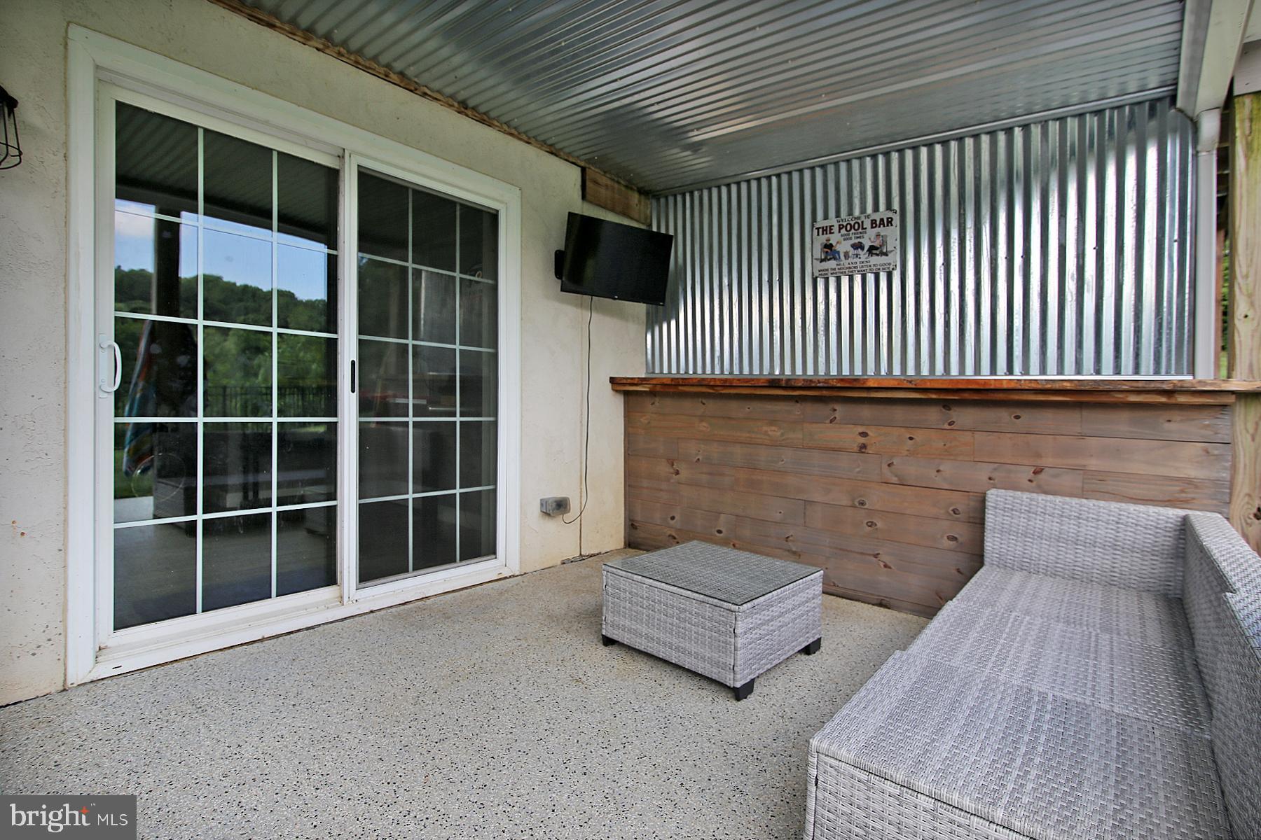 HILLTOP ESTATES - Residential