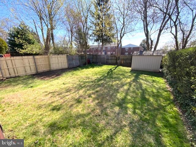 MEETINGHOUSE VIL - Residential