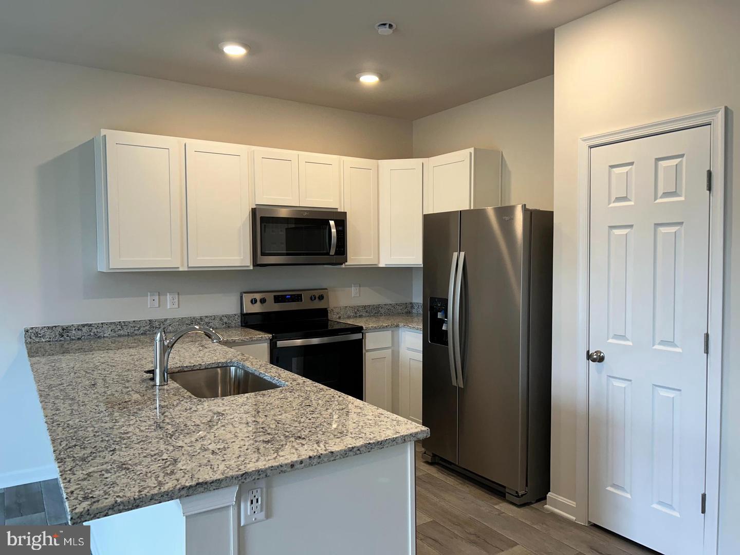 LURAY LANDING - Residential Lease