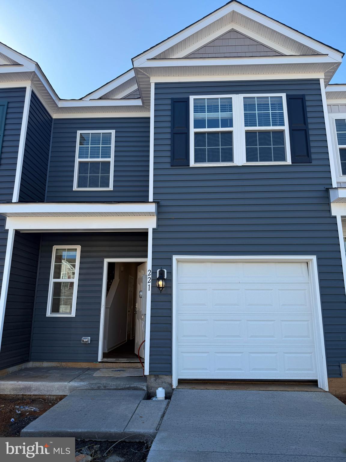 LURAY LANDING - Residential Lease