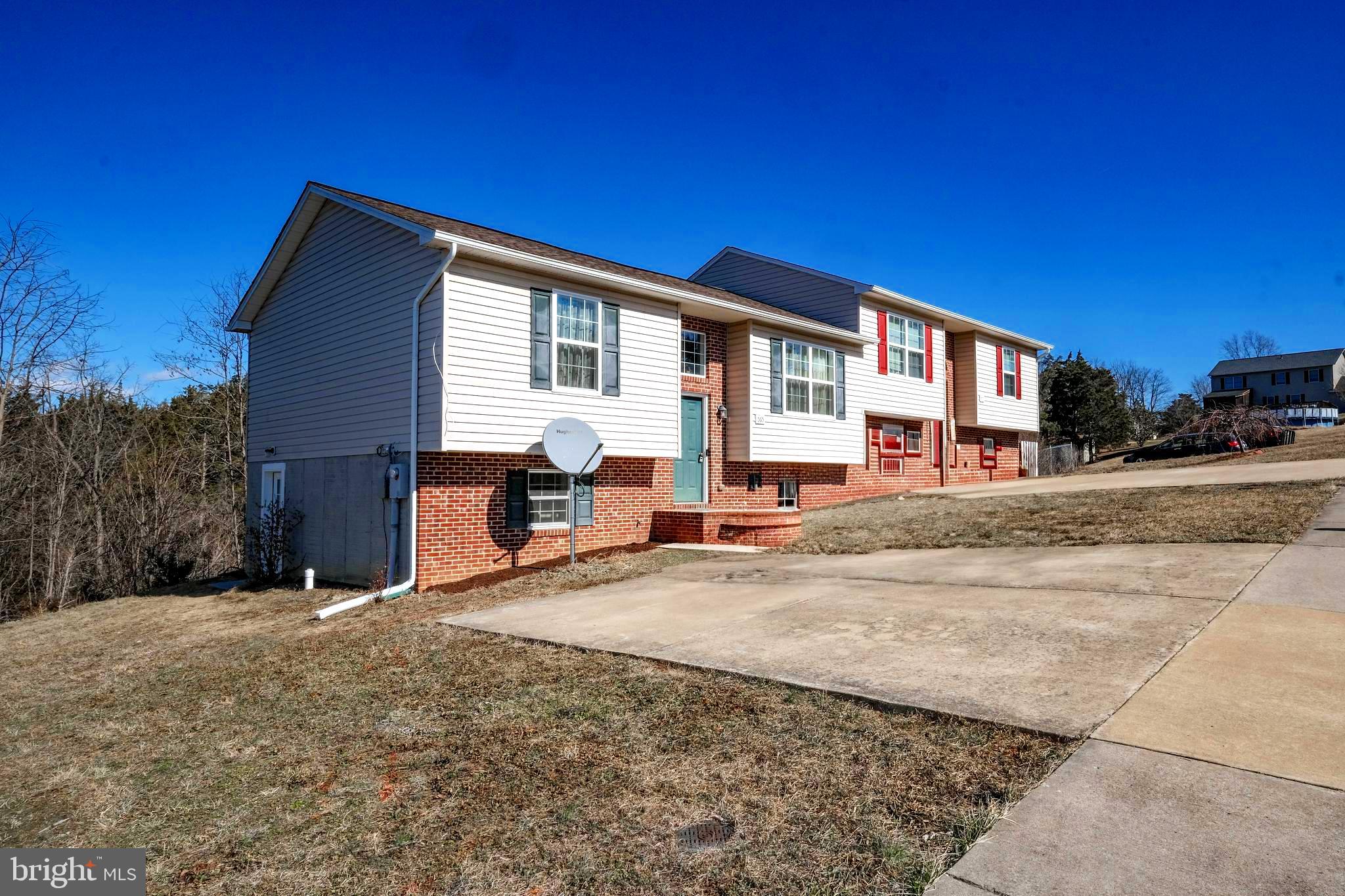 SMITHFIELD - Residential