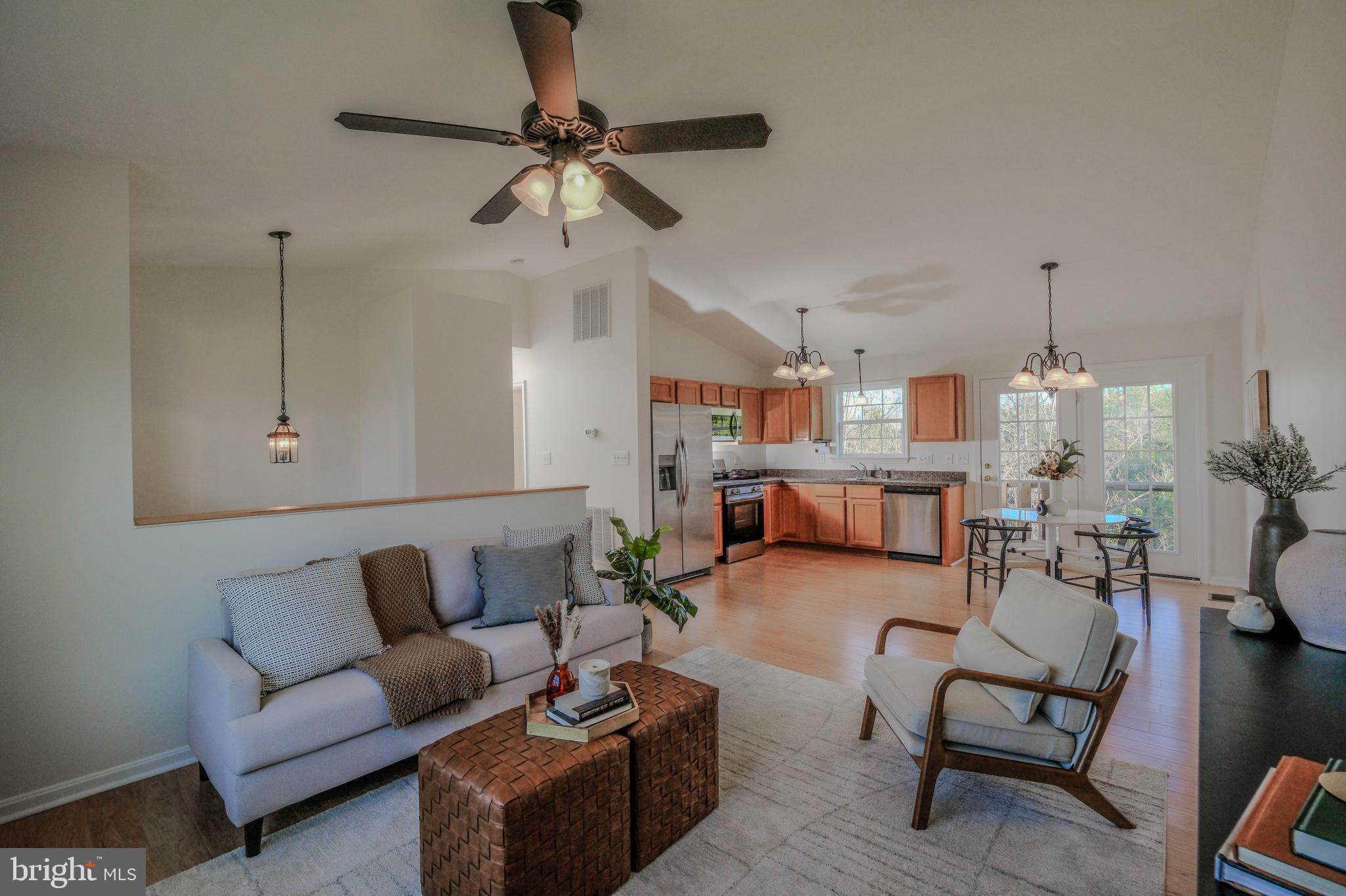 SMITHFIELD - Residential