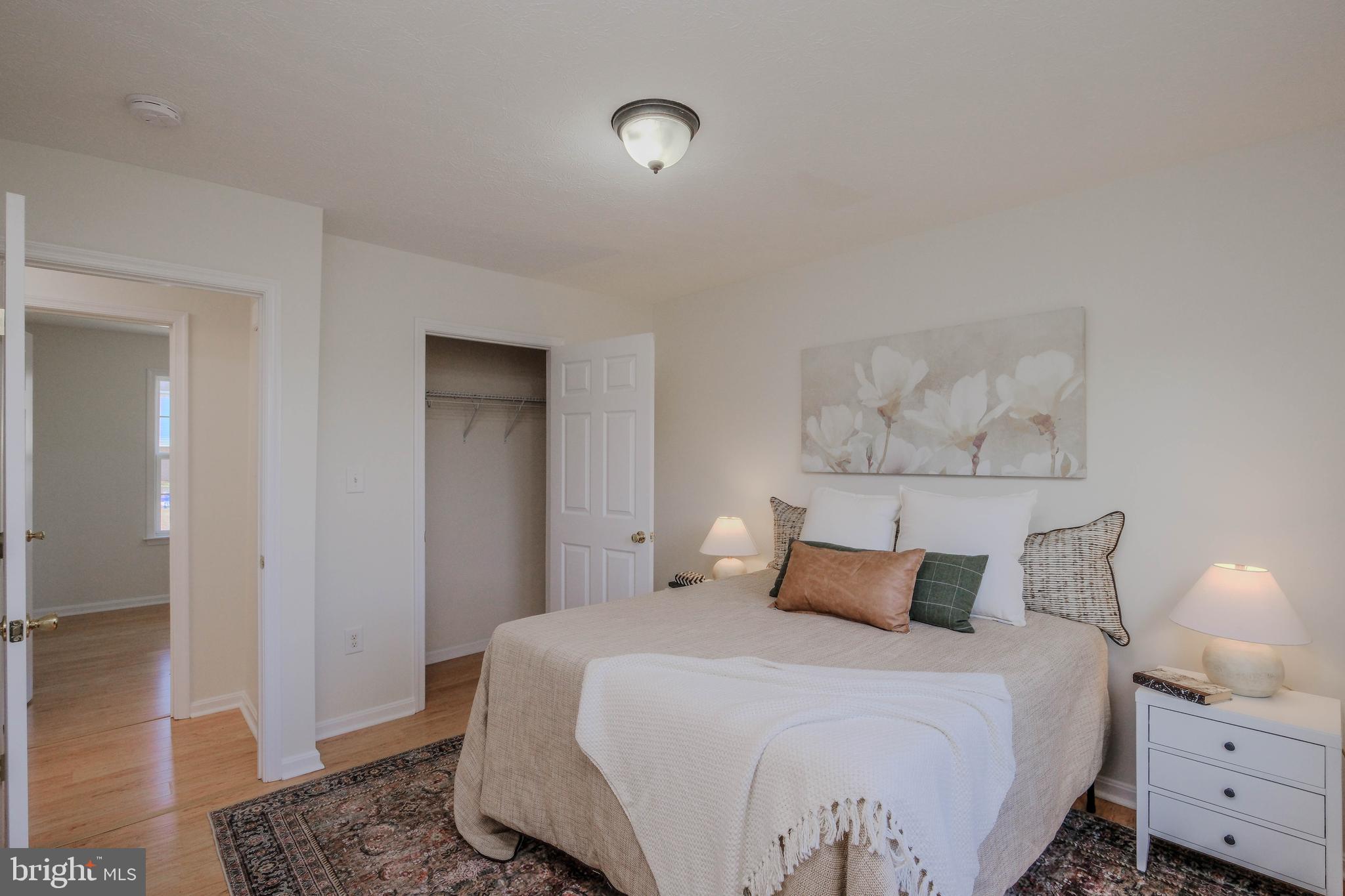 SMITHFIELD - Residential