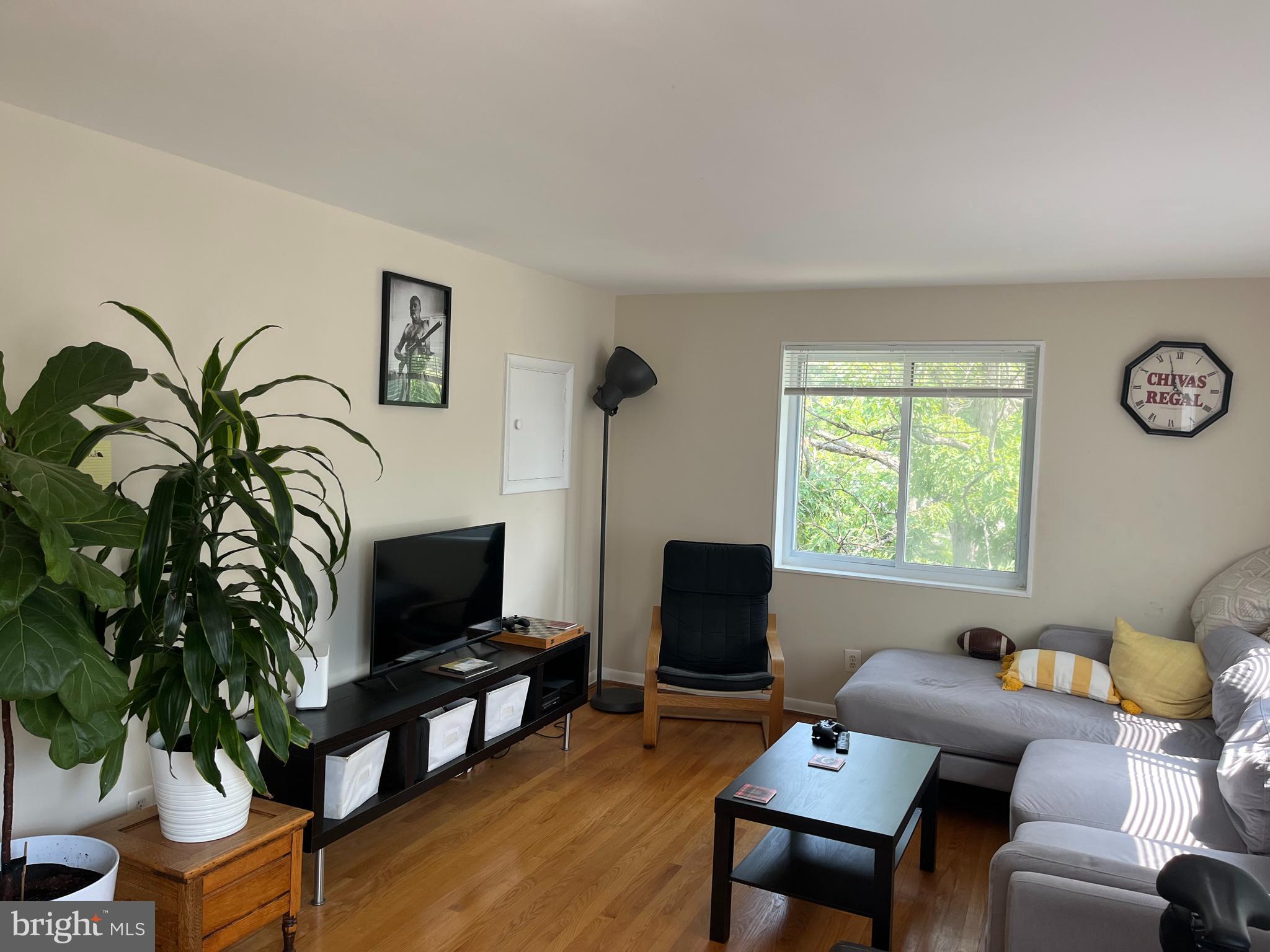 DOUGLAS ESTATES - Residential Lease