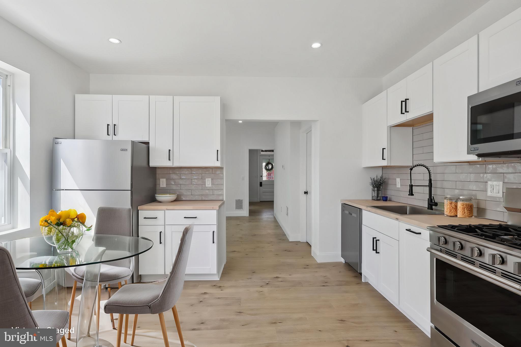 BRYN MAWR - Residential