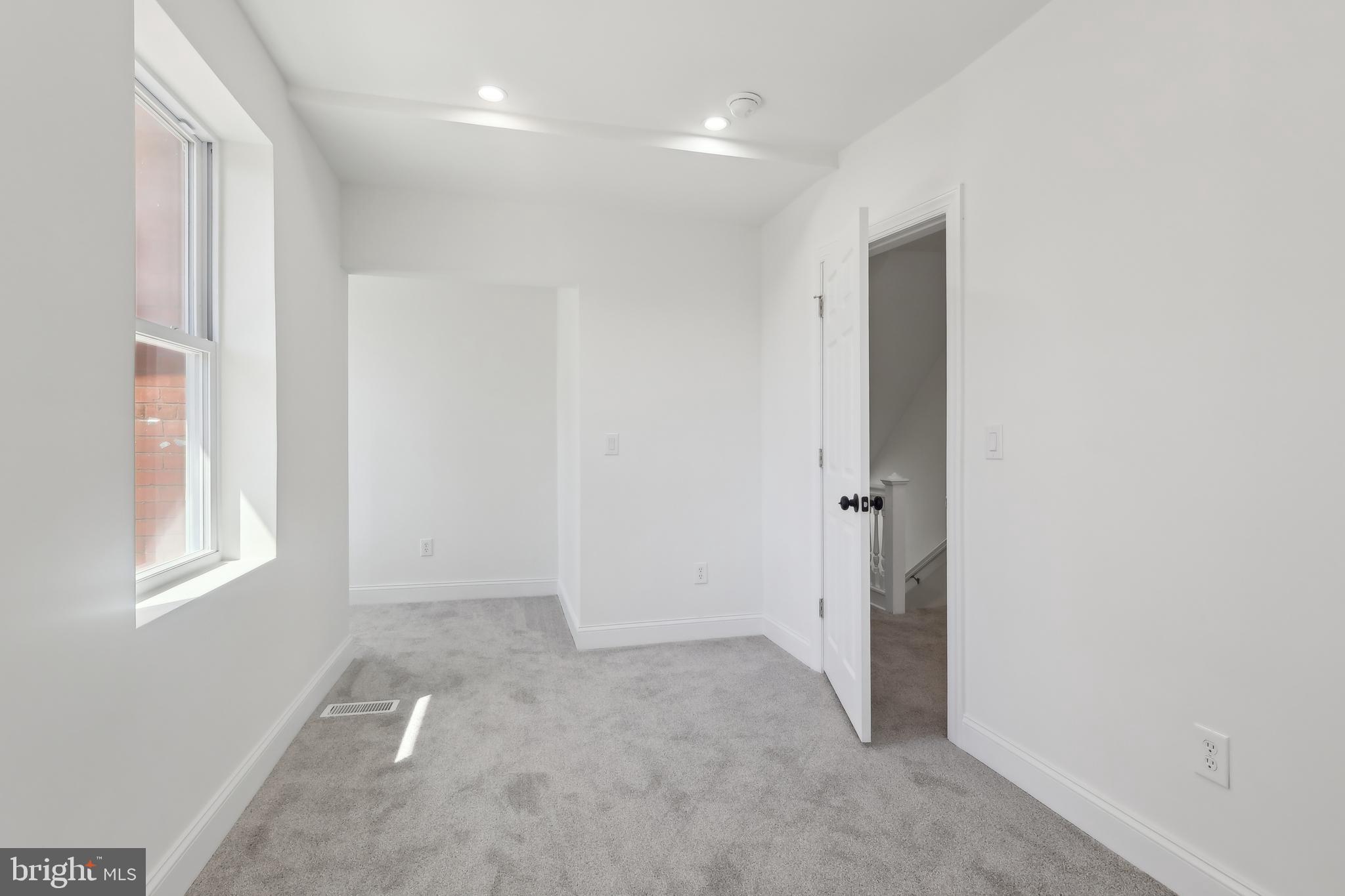 BRYN MAWR - Residential