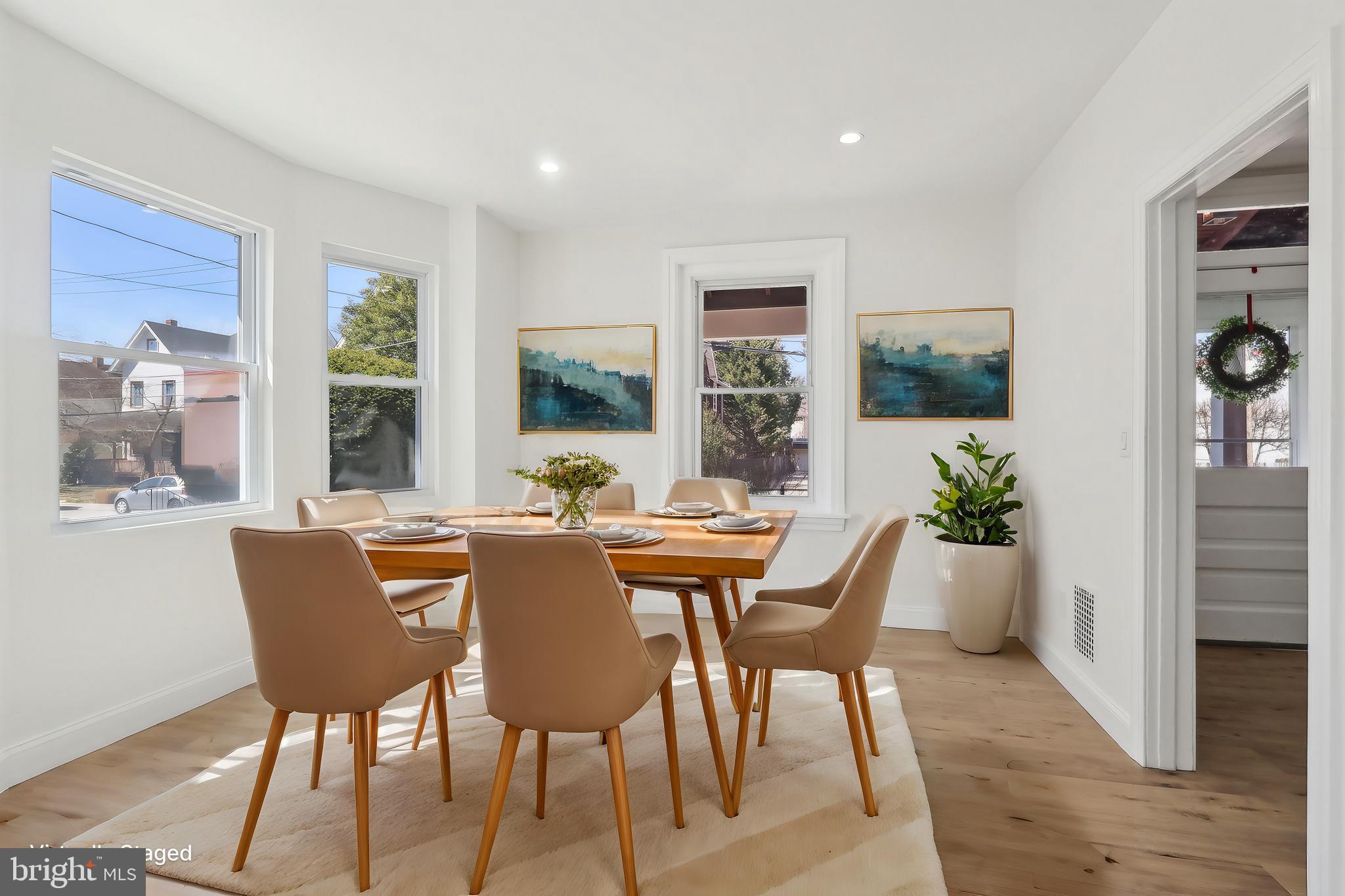 BRYN MAWR - Residential