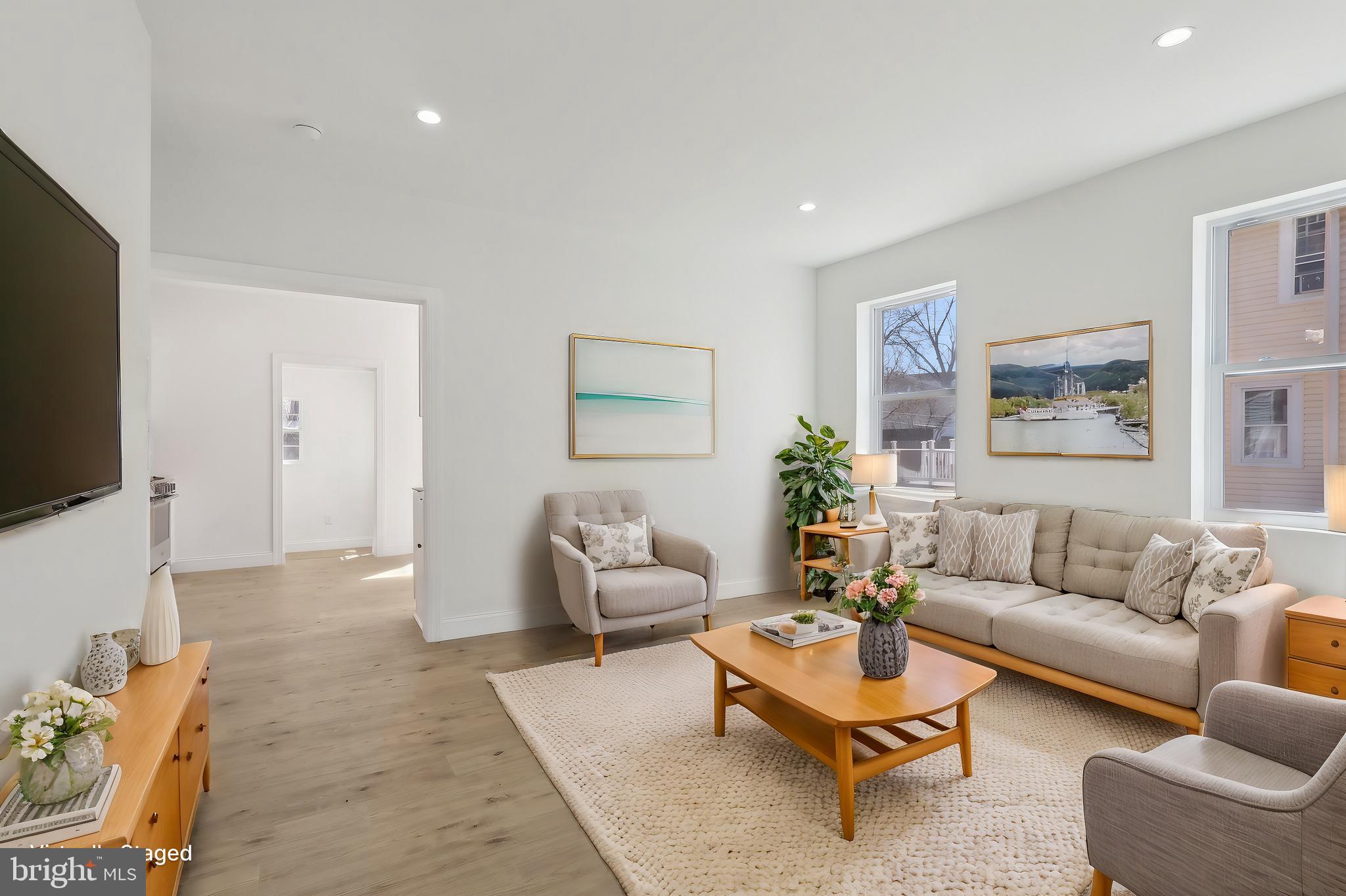 BRYN MAWR - Residential