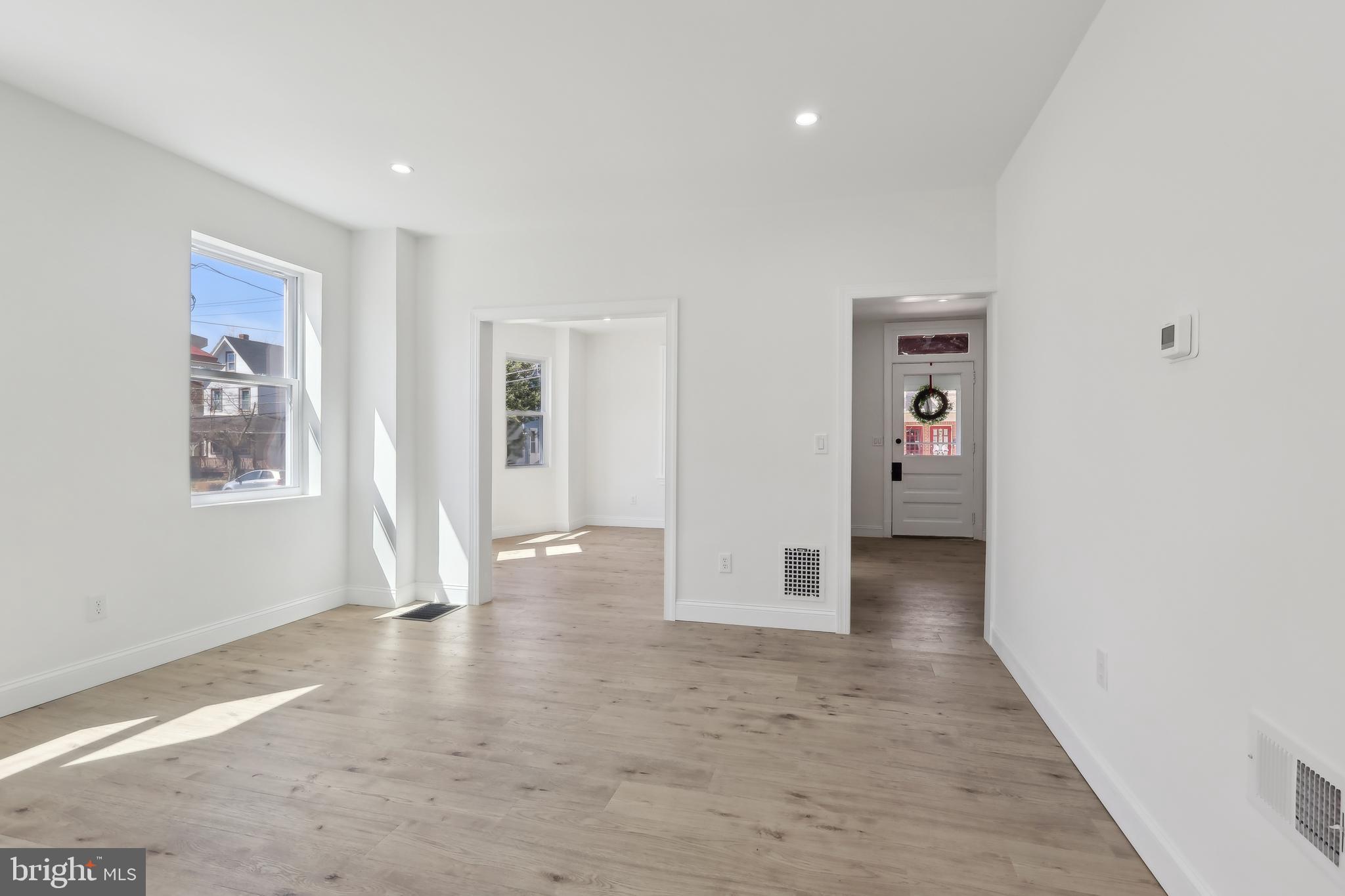 BRYN MAWR - Residential