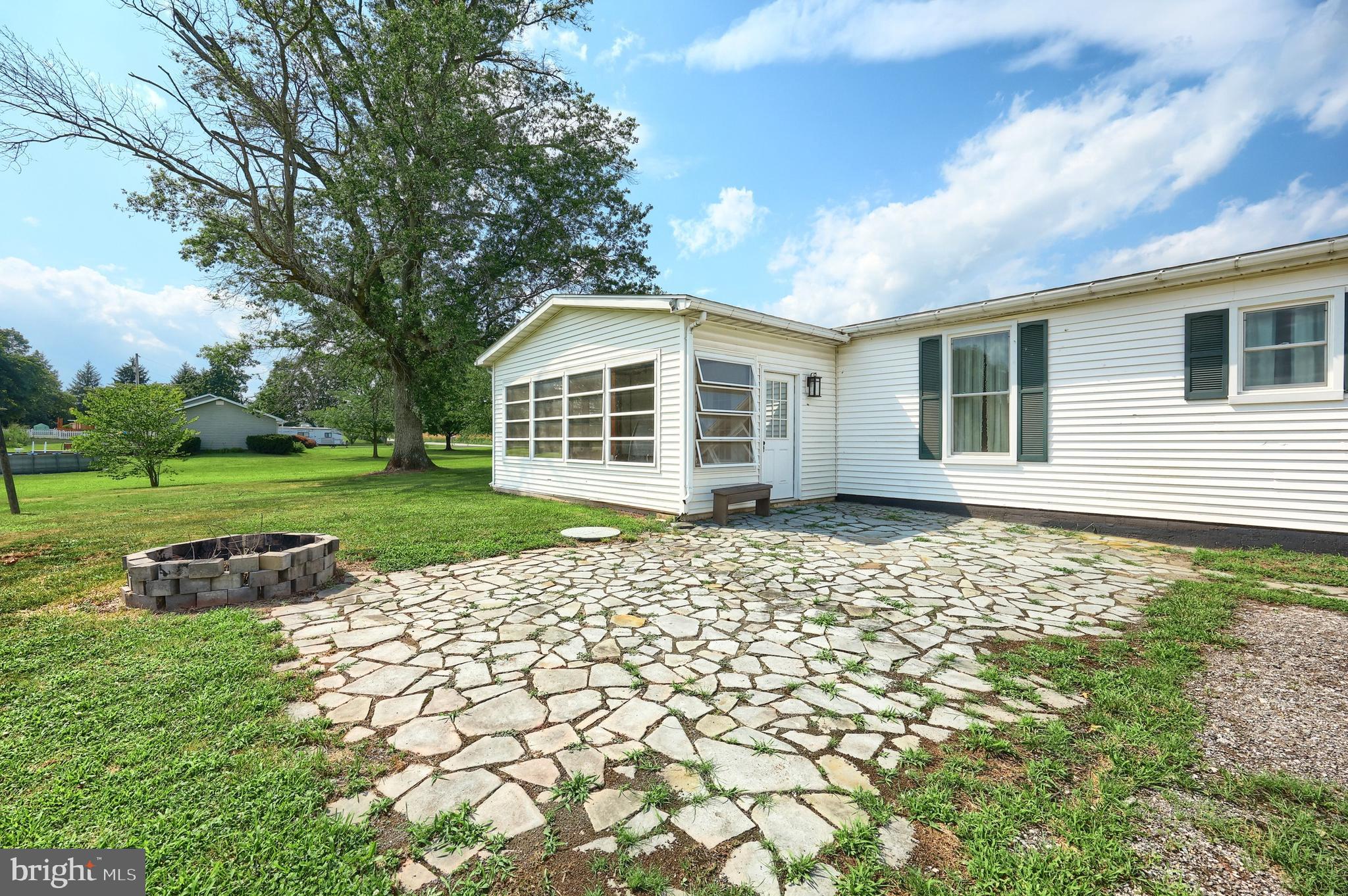 118 BARLOW GREENMOUNT ROAD