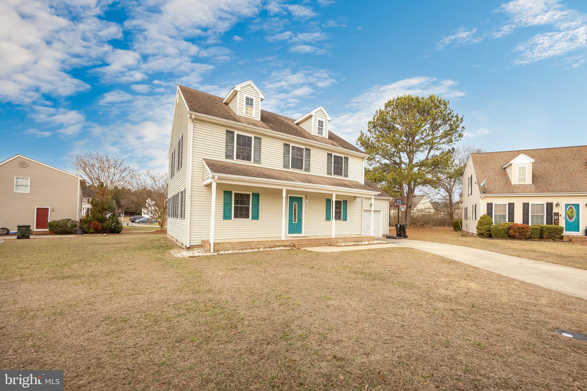 1407 CHATEAU DRIVE