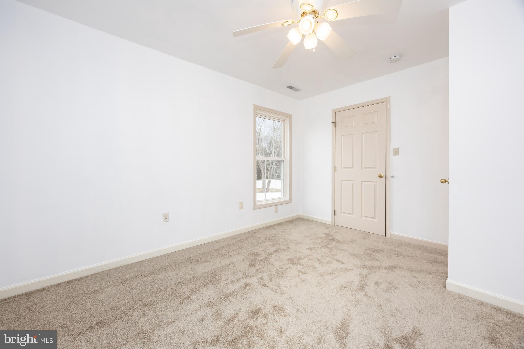 HARBOR POINTE - Residential