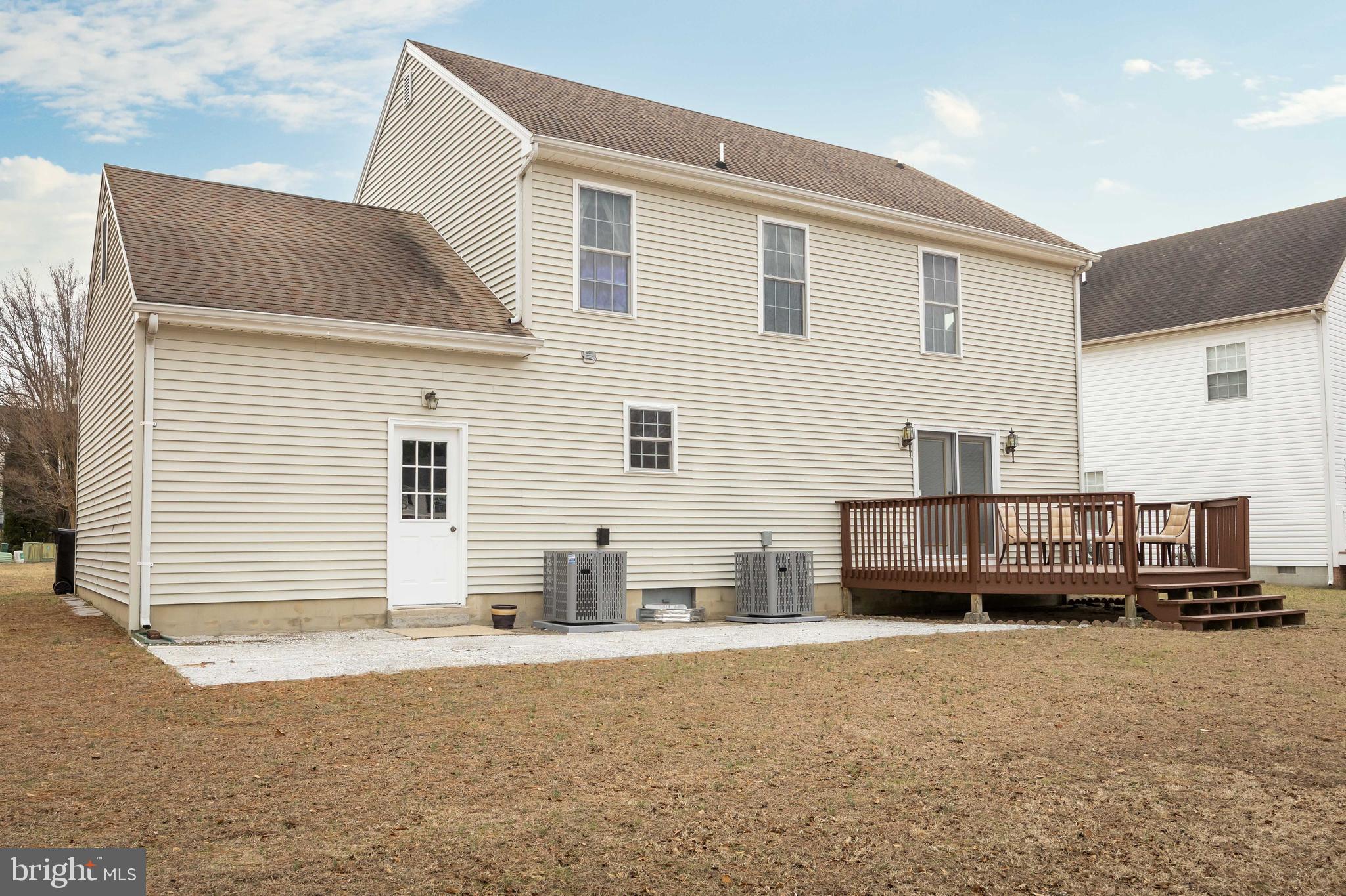 HARBOR POINTE - Residential