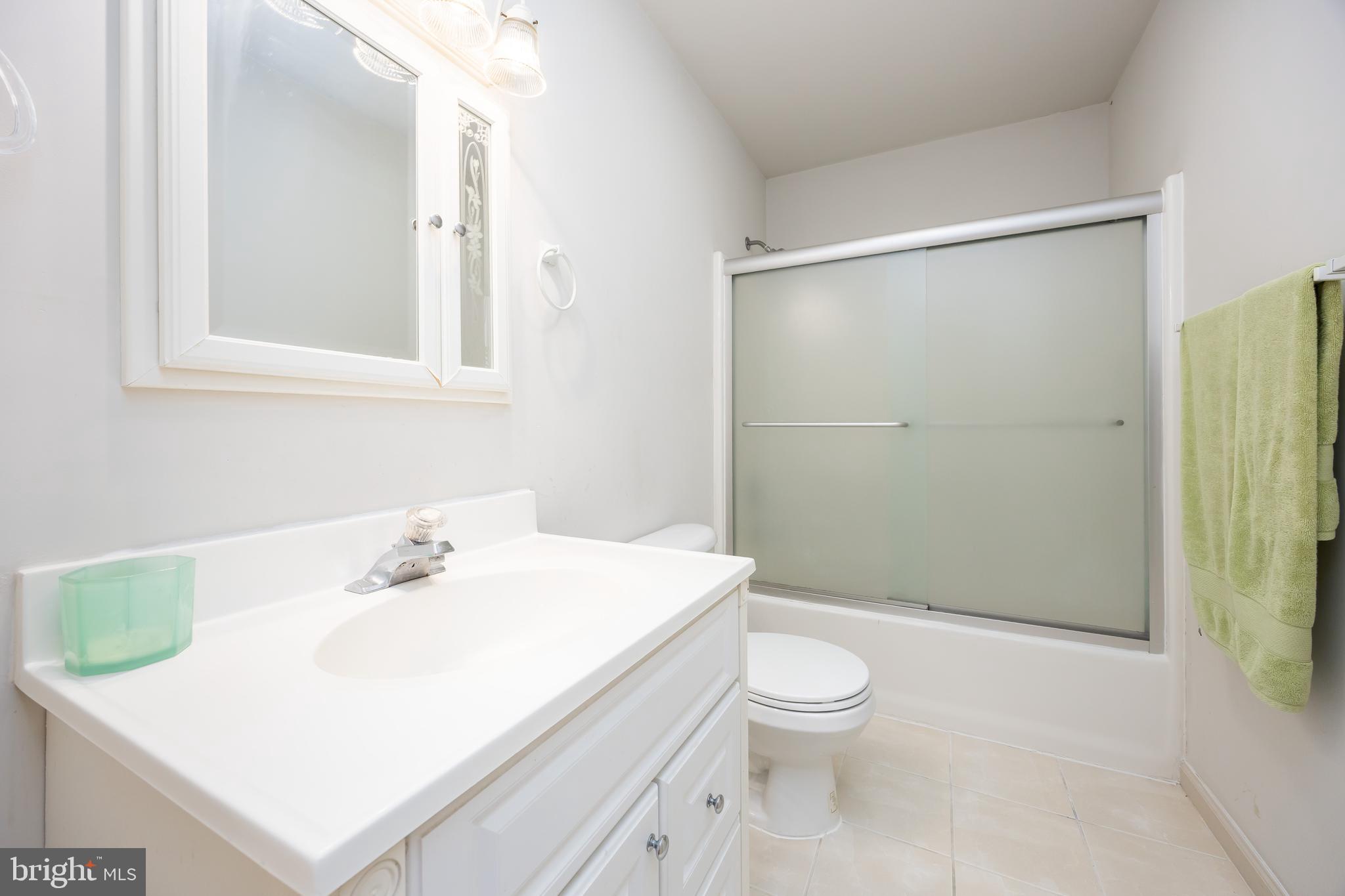 HARBOR POINTE - Residential