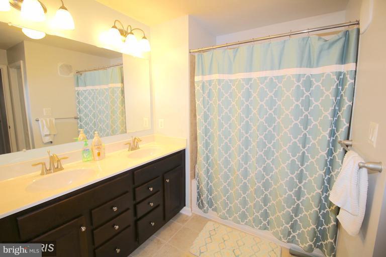 DANE RIDGE CONDO - Residential Lease